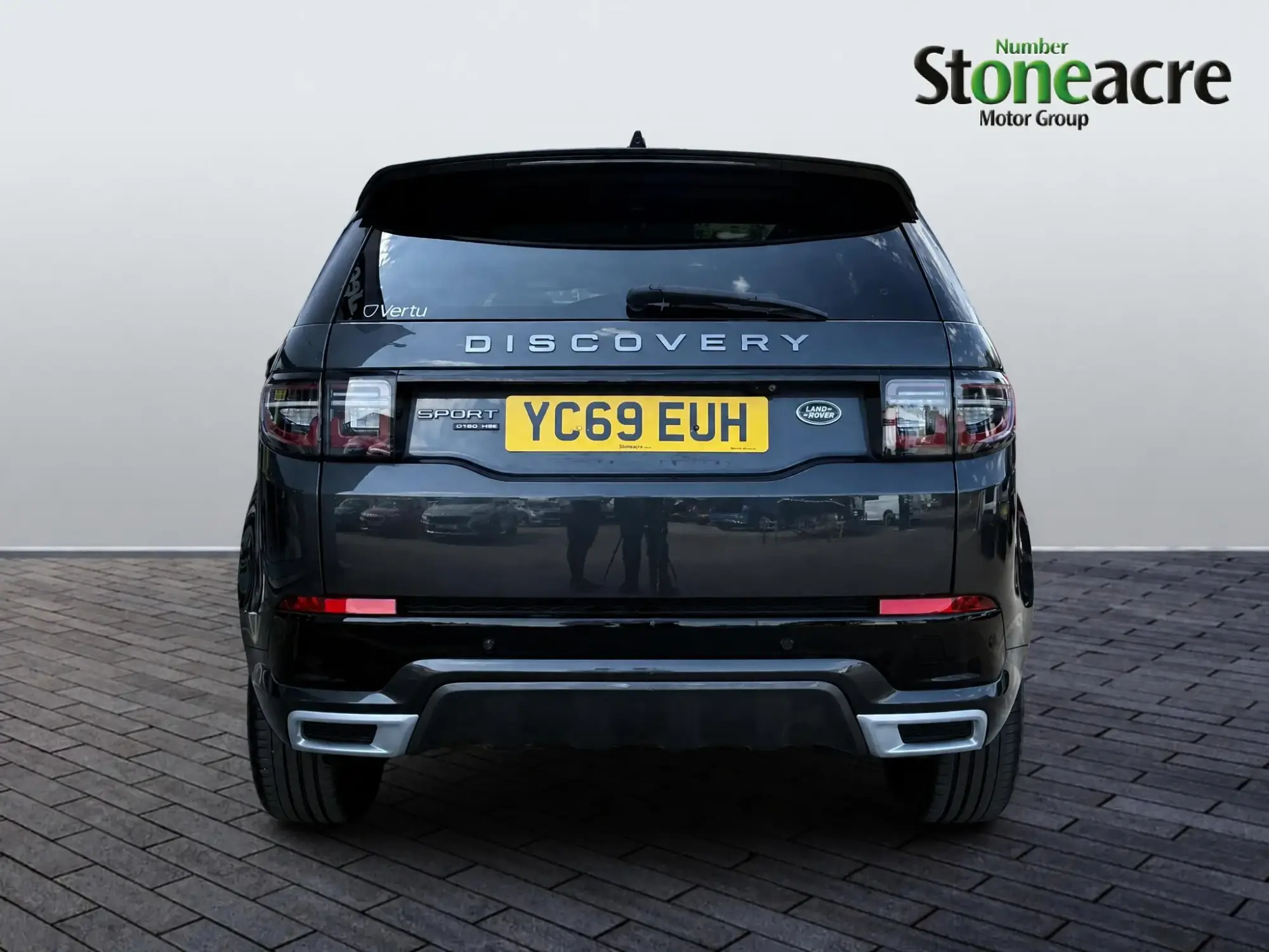 Land Rover Discovery Sport Image 4 Land Rover Discovery Sport Image 4