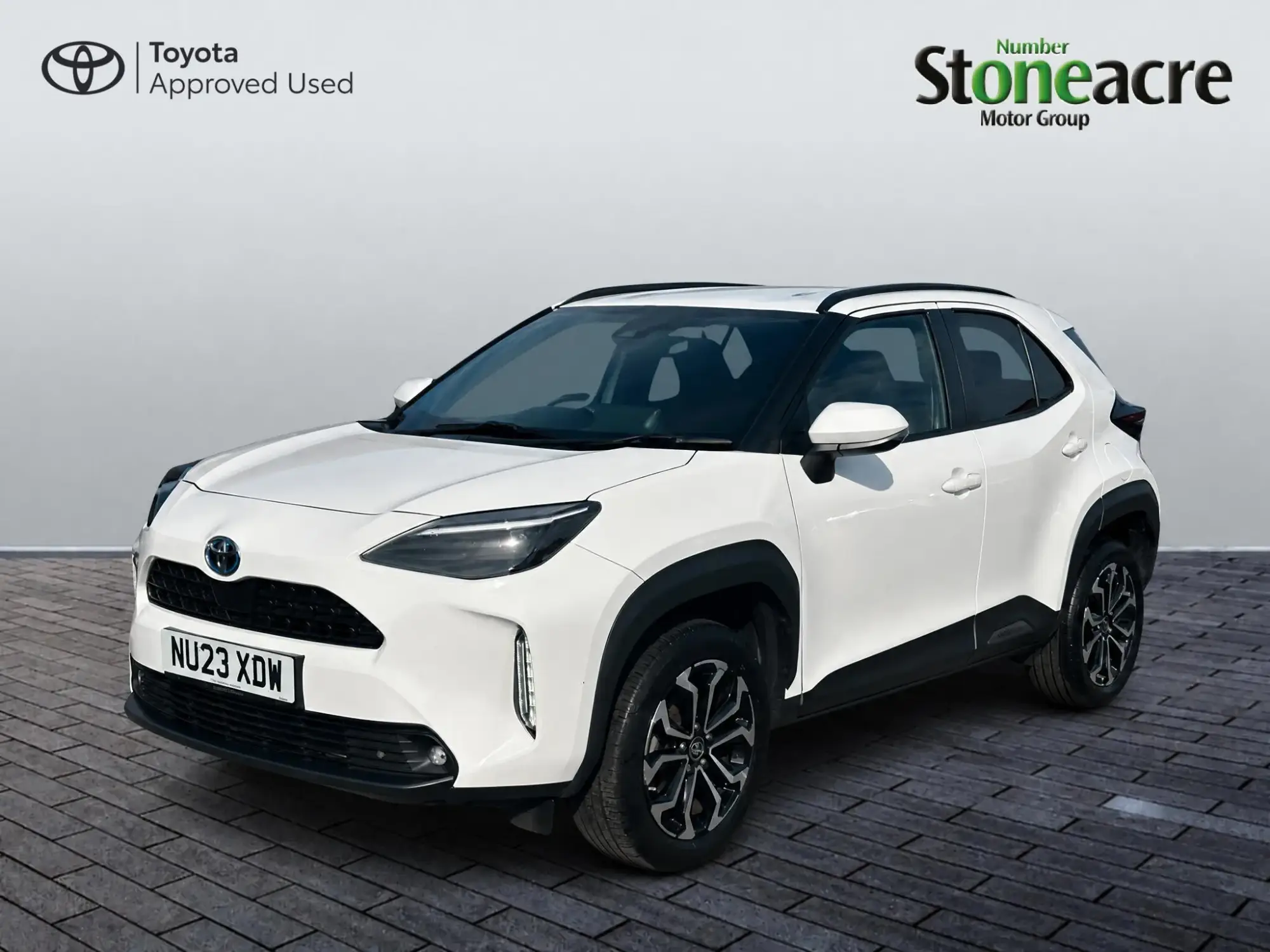 Toyota Yaris Cross 1.5 Hybrid Design 5dr CVT NU23XDW Image 3