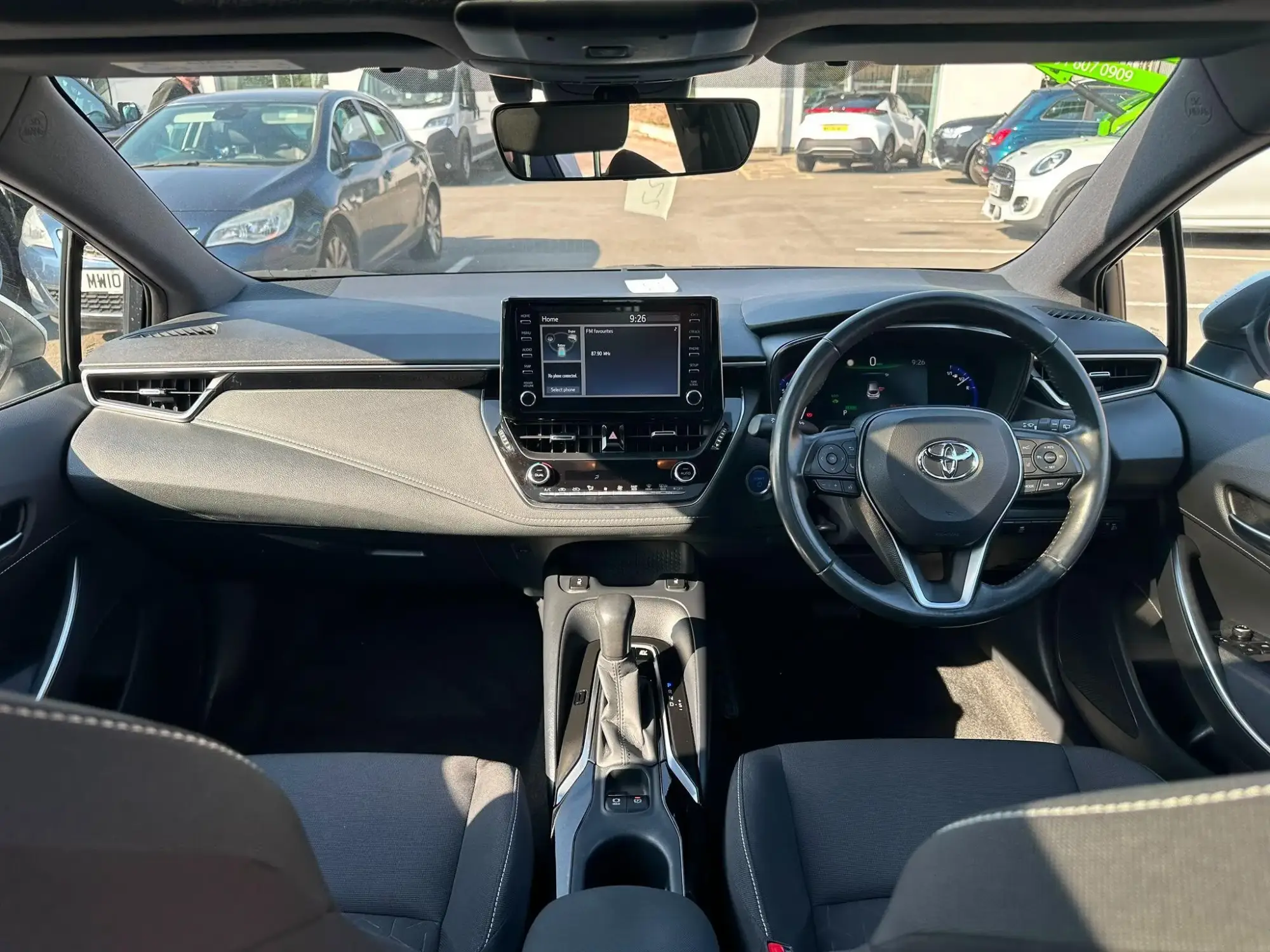 Toyota Corolla Hatchback Image 5