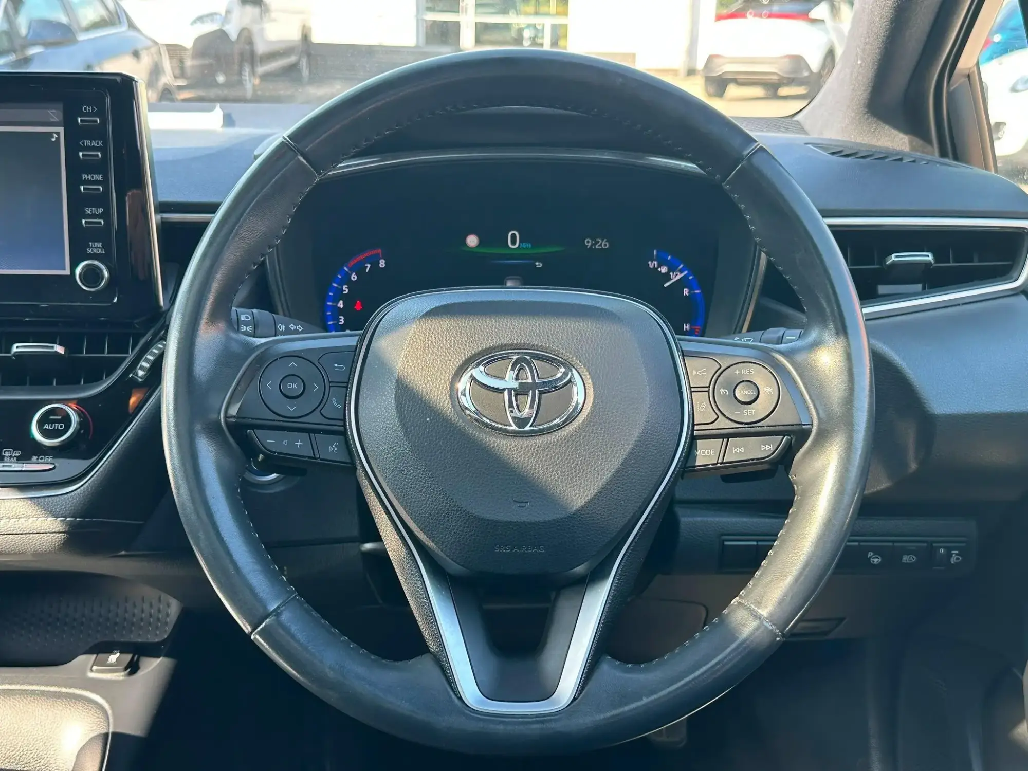 Toyota Corolla Hatchback Image 8