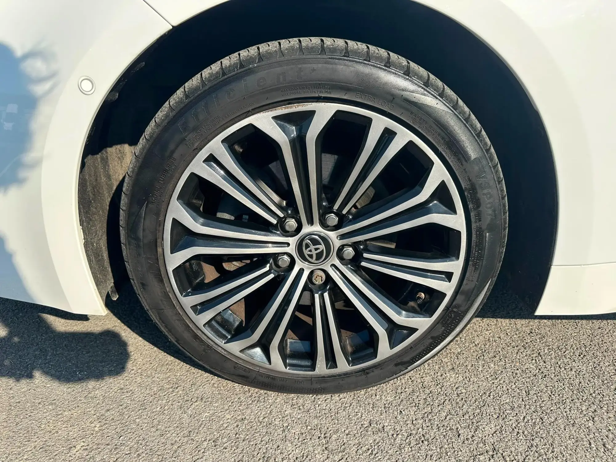 Toyota Corolla Hatchback Image 18
