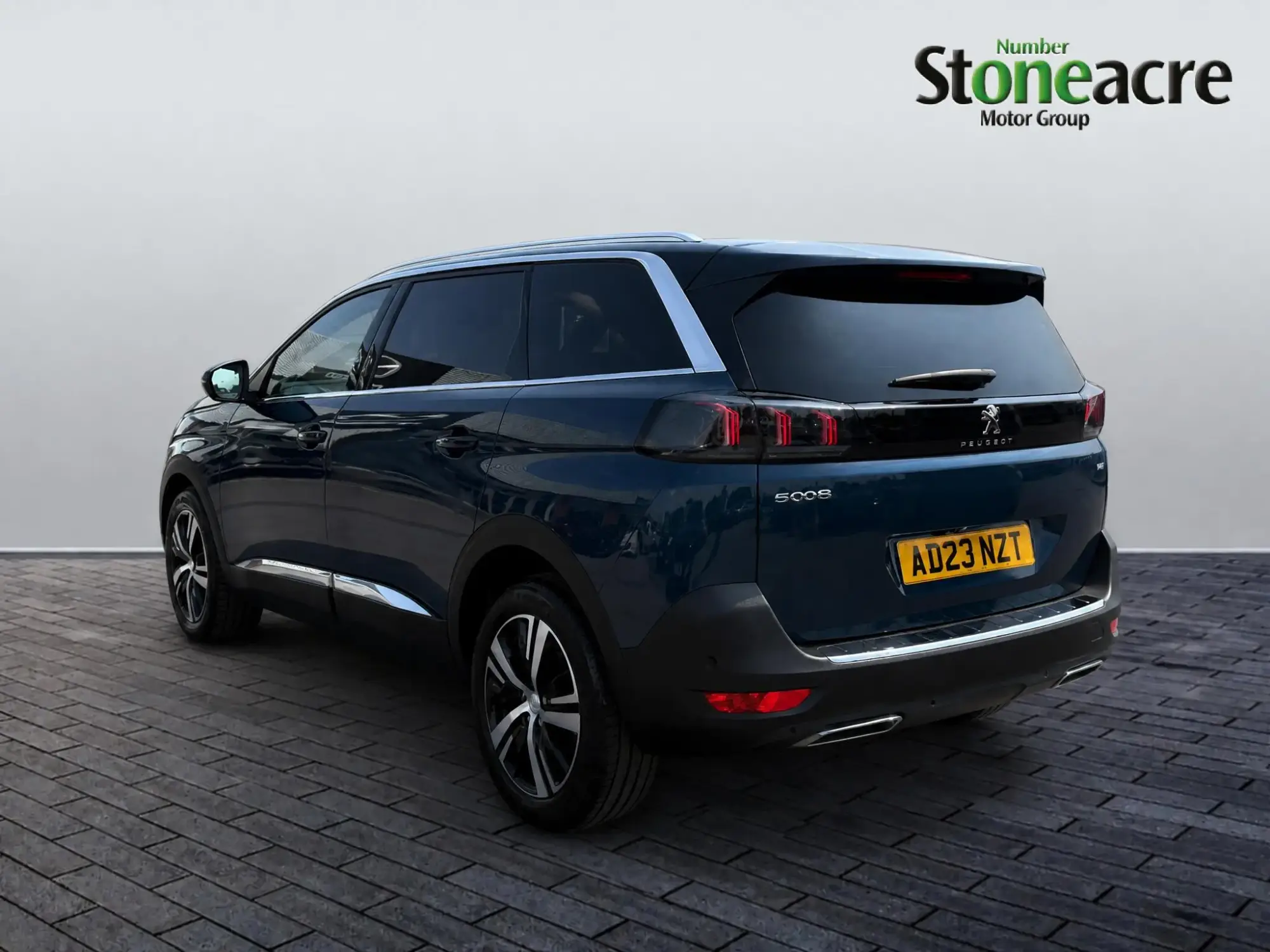 Peugeot 5008 Image 4