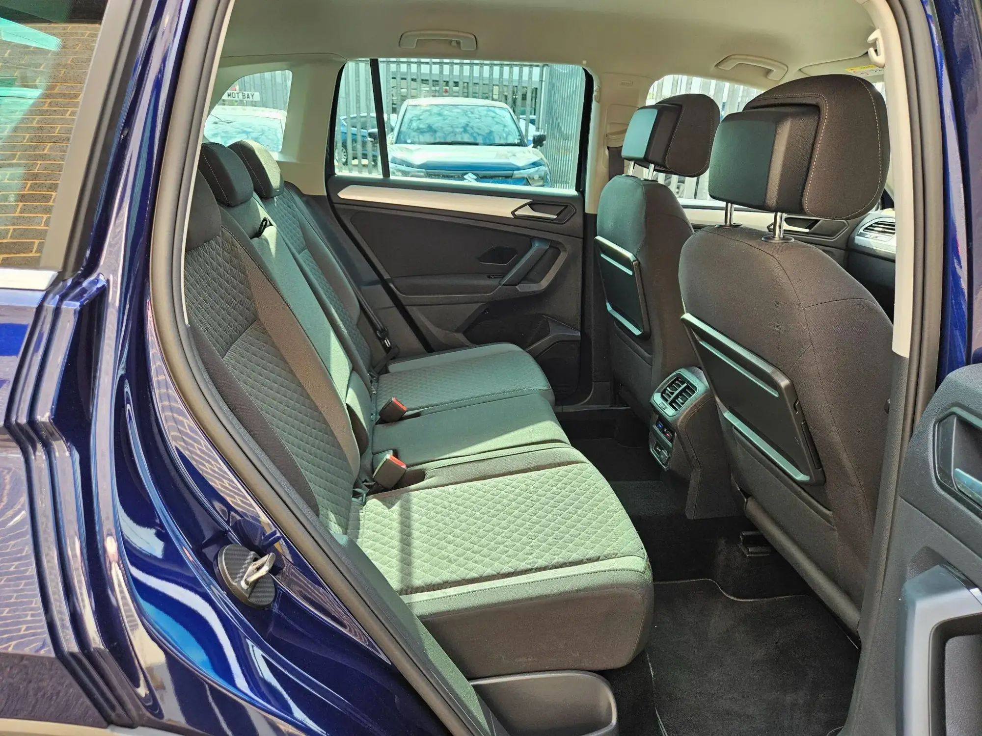 Volkswagen Tiguan Image 17 Volkswagen Tiguan Image 17