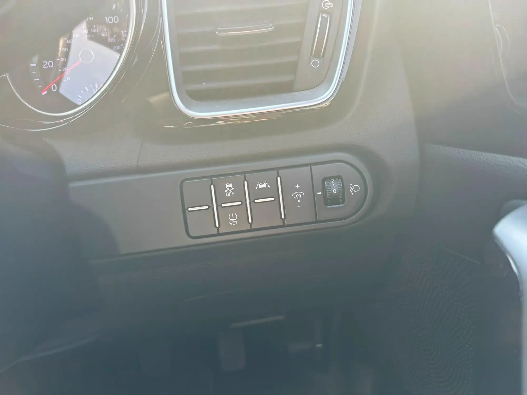 Kia XCeed Image 14 Kia XCeed Image 14