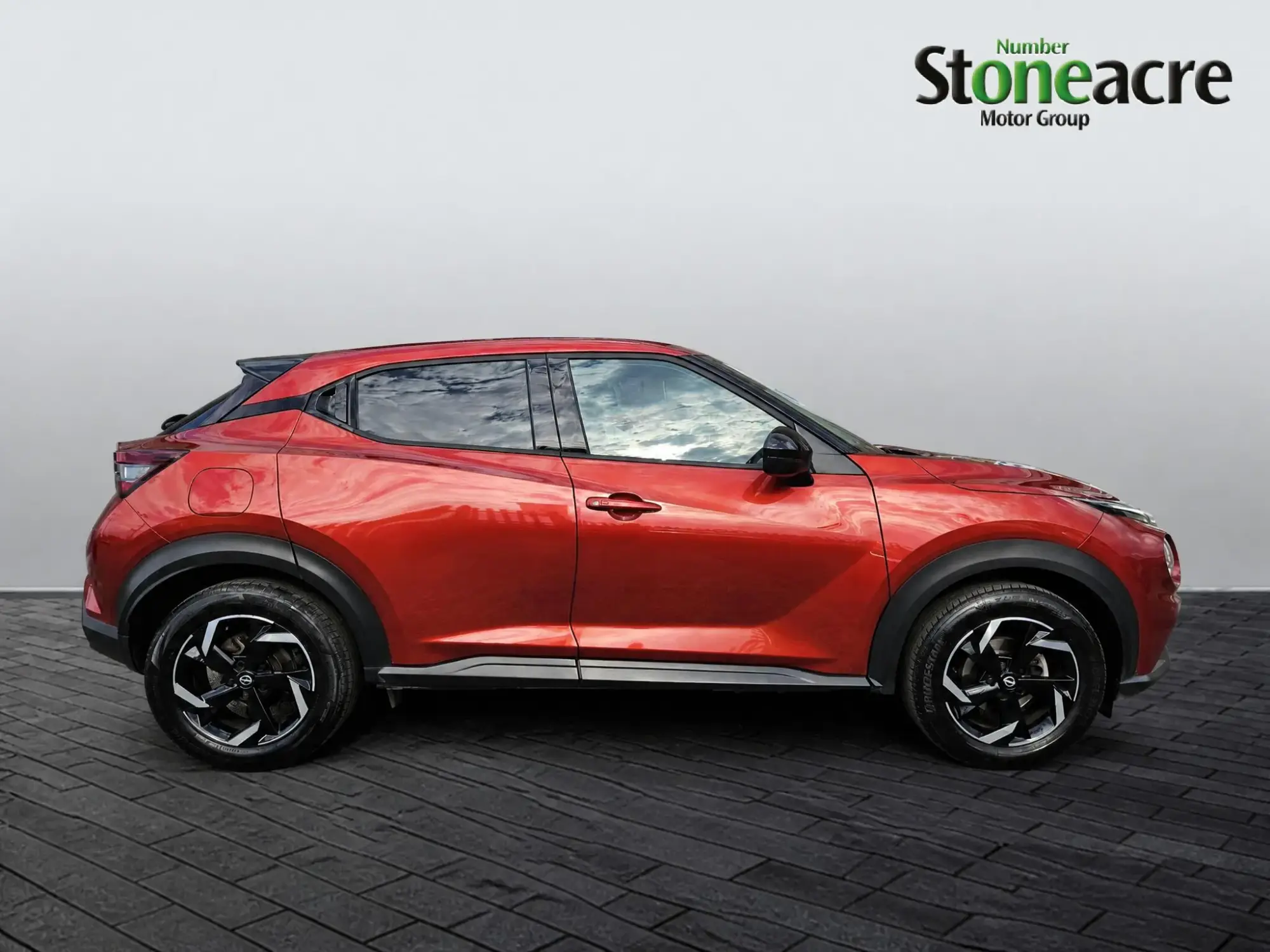 Nissan Juke Image 2