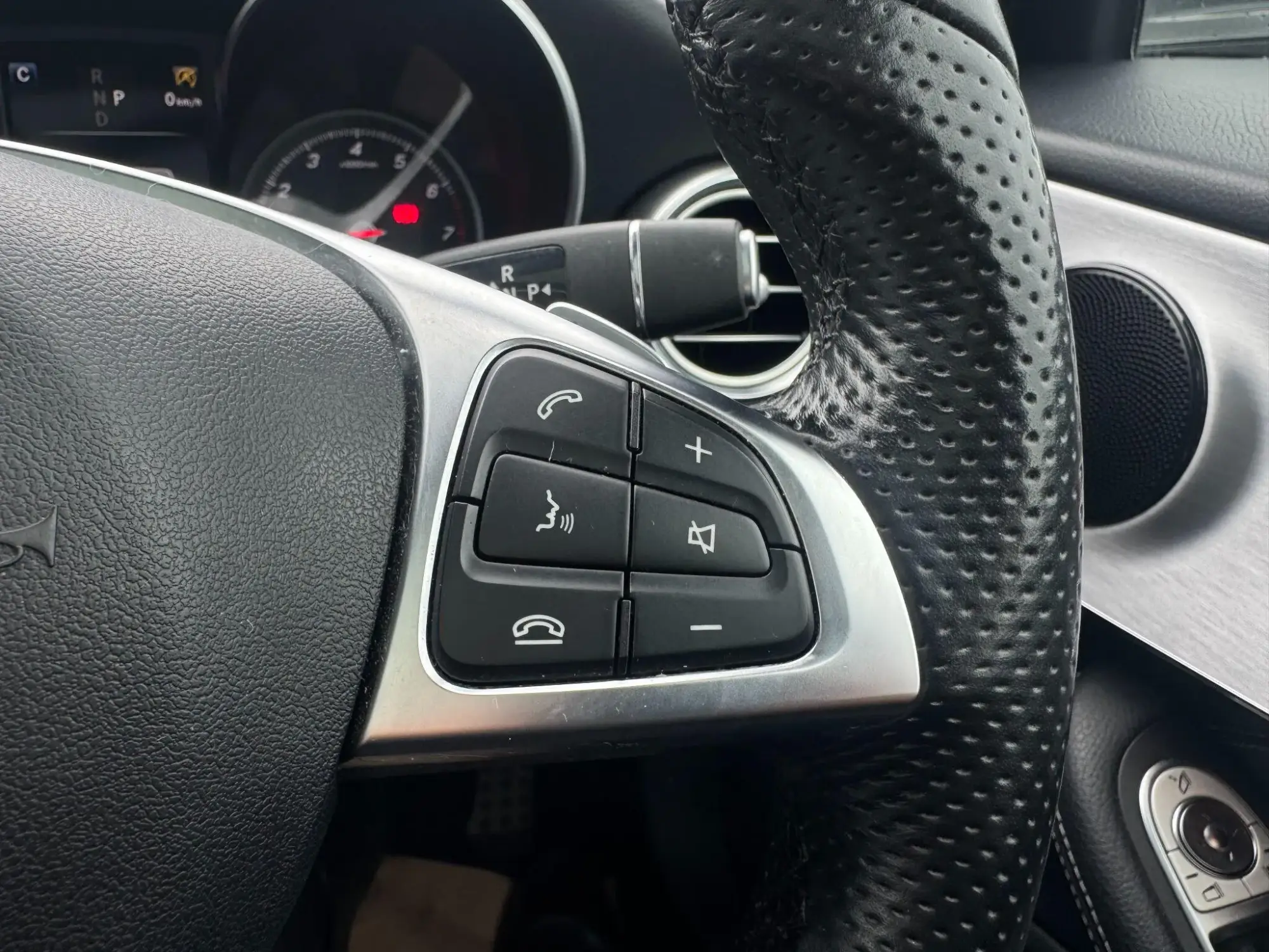 Mercedes-Benz C-Class Image 13 Mercedes-Benz C-Class Image 13