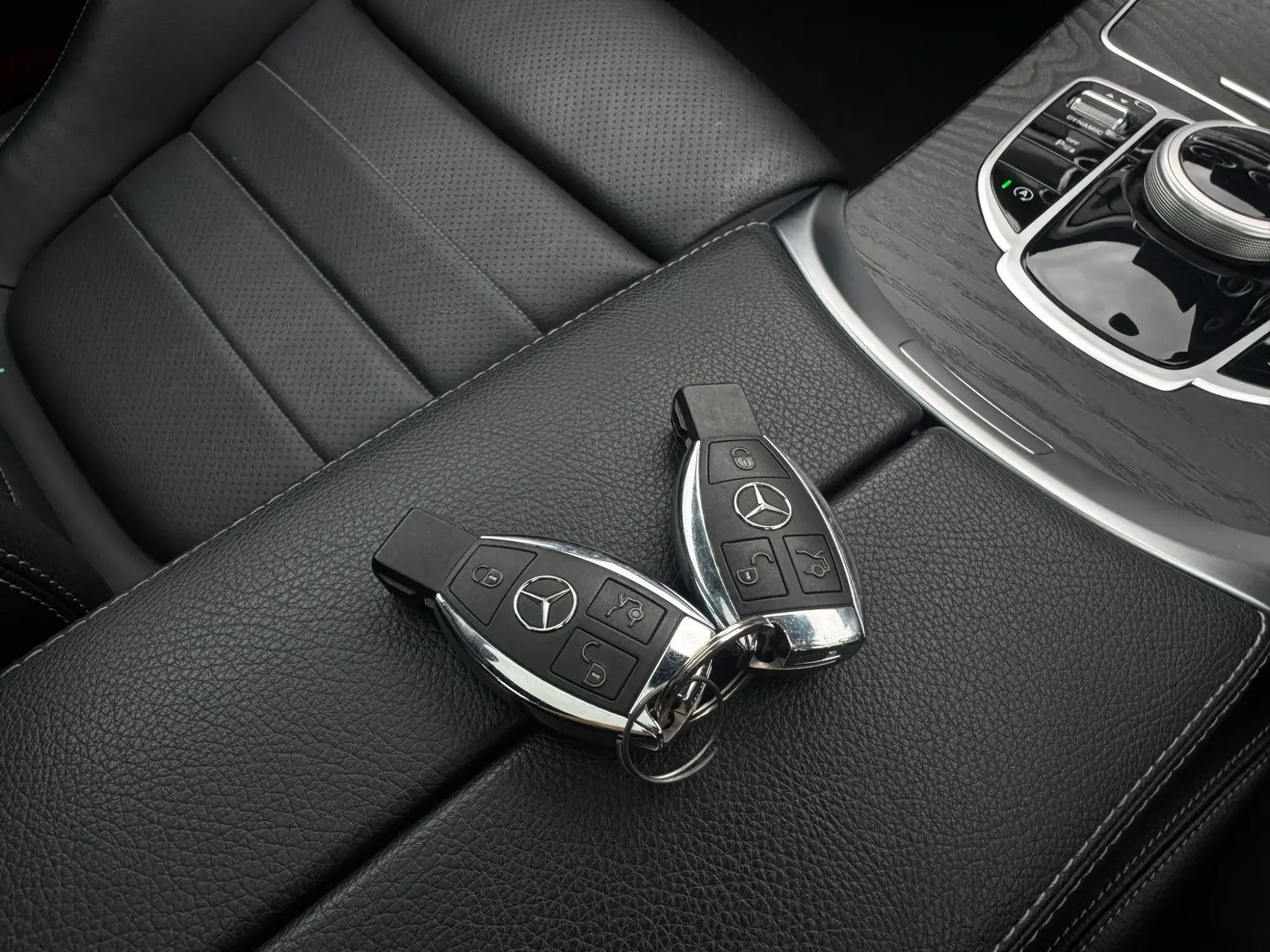 Mercedes-Benz C-Class Image 17 Mercedes-Benz C-Class Image 17