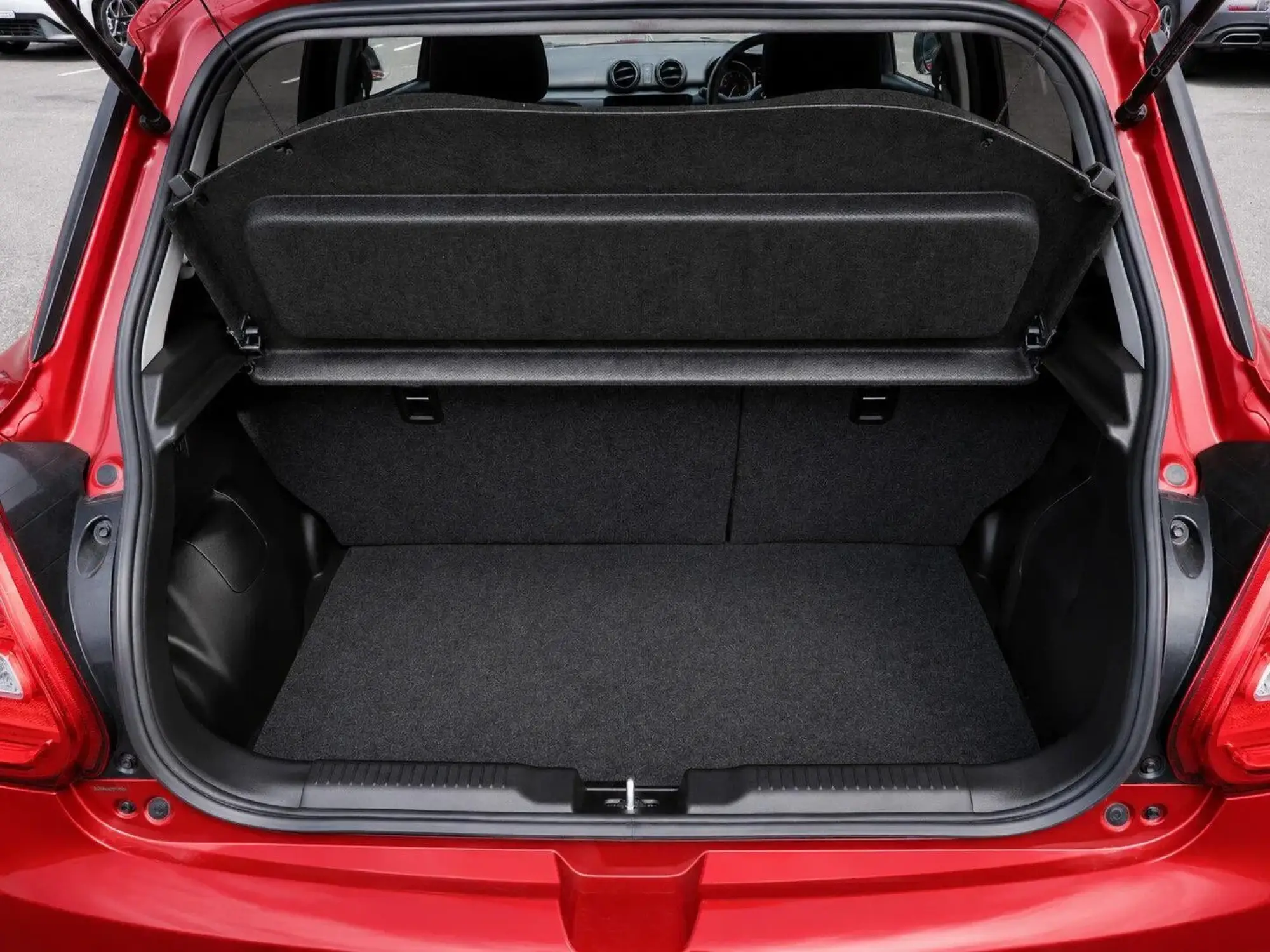 Suzuki Swift Image 12