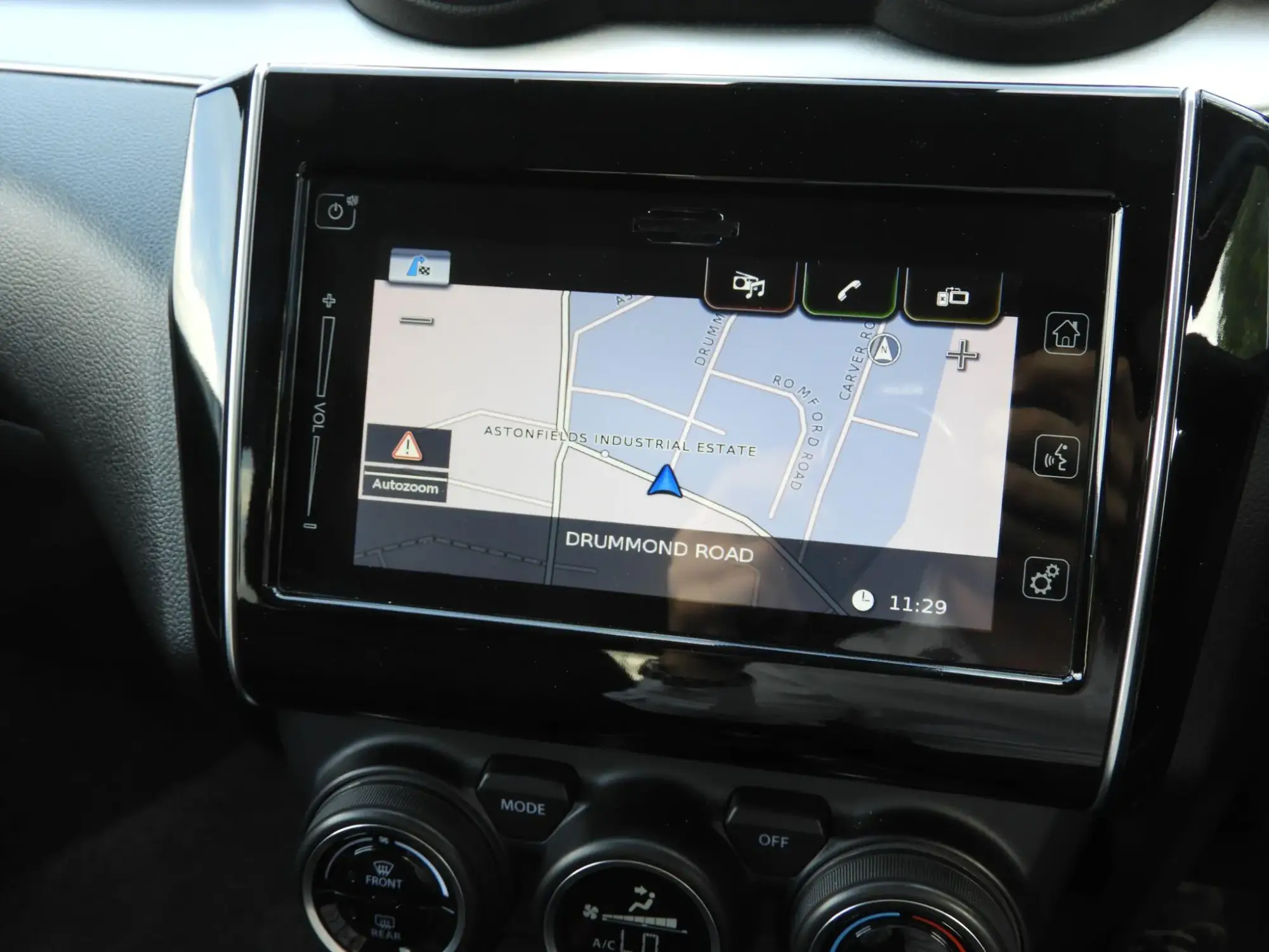 Suzuki Swift Image 27