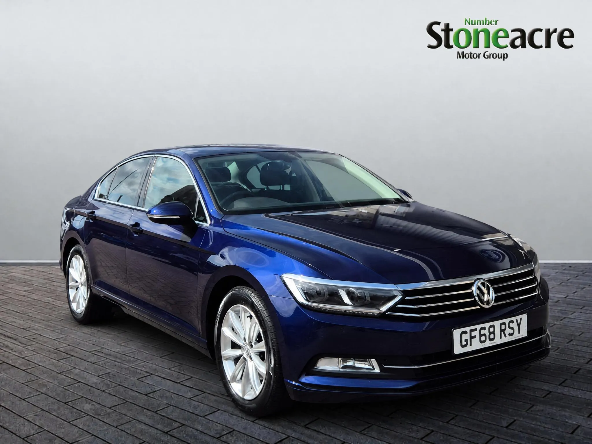 Volkswagen Passat listing photo