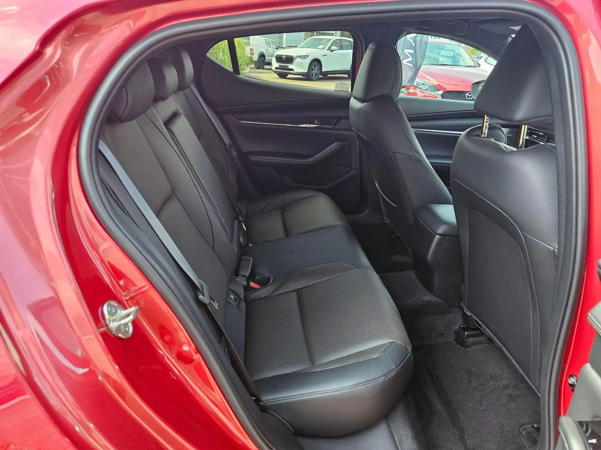 Mazda3 Image 16 Mazda3 Image 16