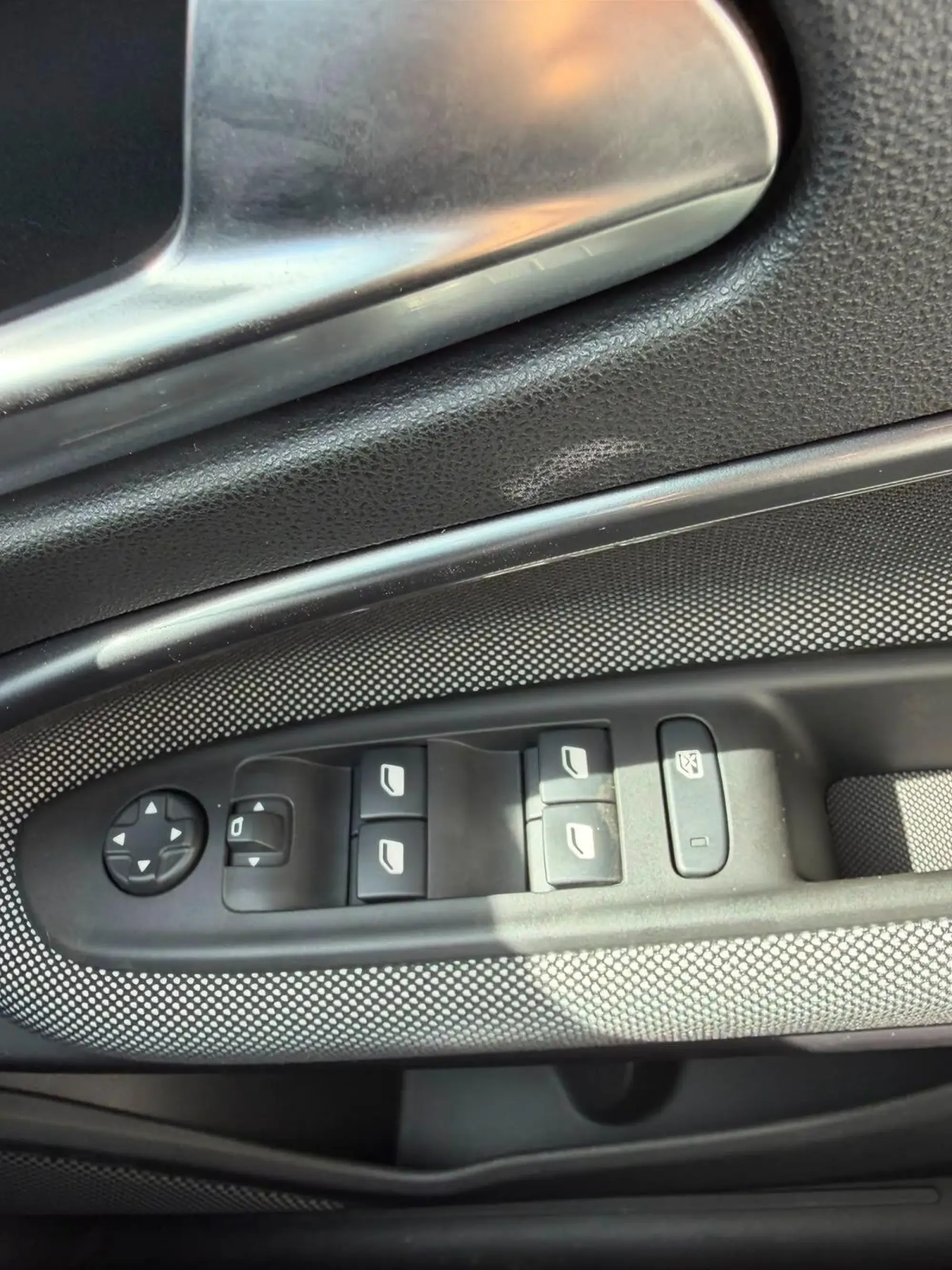 Fiat 600 Petrol Image 16