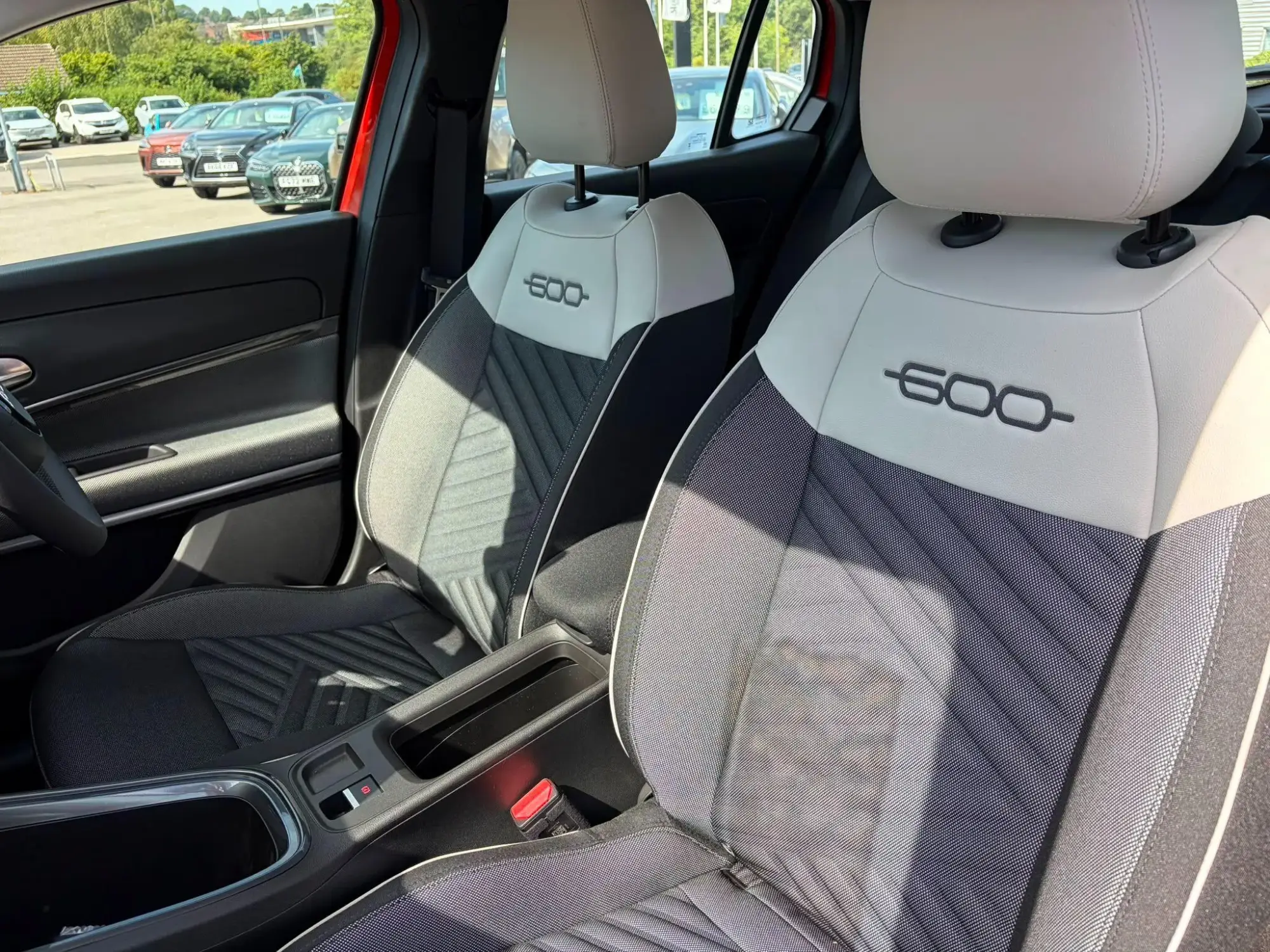 Fiat 600 Petrol Image 30