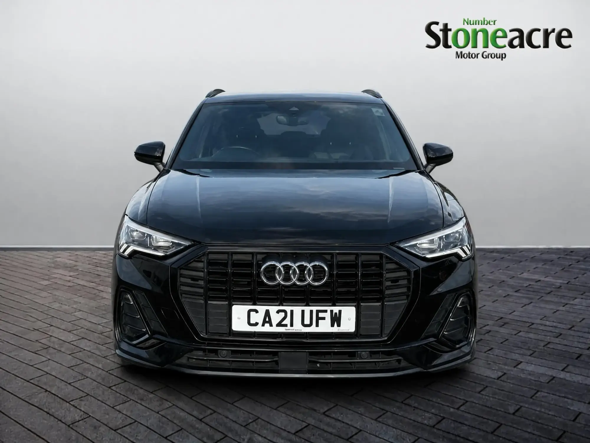 Audi Q3 1.5 TFSI CoD 35 Black Edition S Tronic Euro 6 (s/s) 5dr CA21UFW Image 2 Audi Q3 1.5 TFSI CoD 35 Black Edition S Tronic Euro 6 (s/s) 5dr CA21UFW Image 2