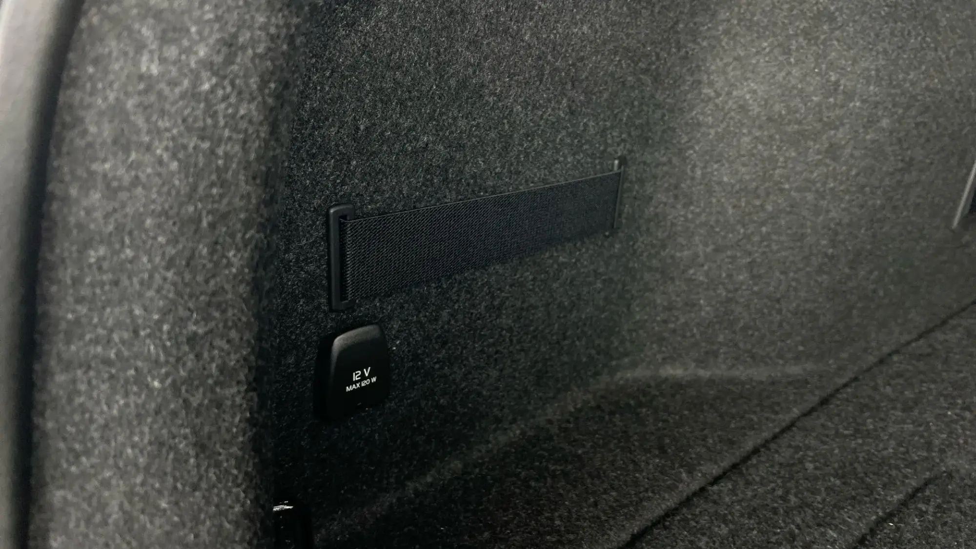 Polestar 2 Image 30 Polestar 2 Image 30