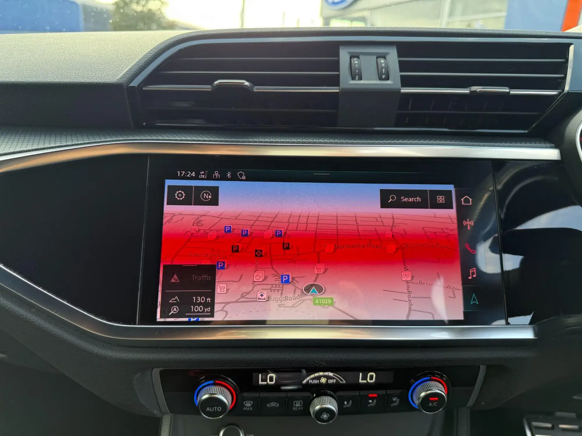 Audi Q3 Image 13