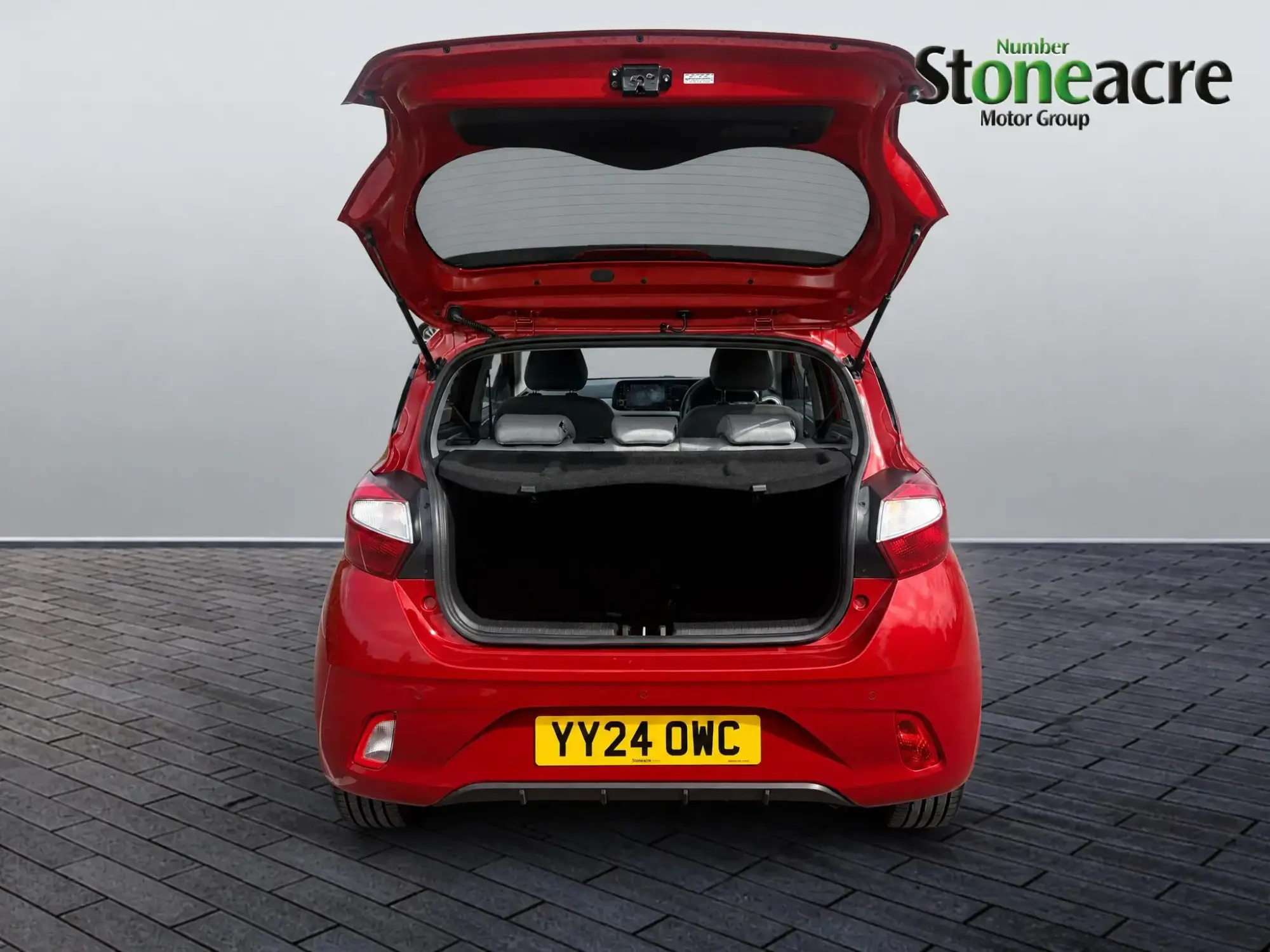 Hyundai i10 Image 9 Hyundai i10 Image 9