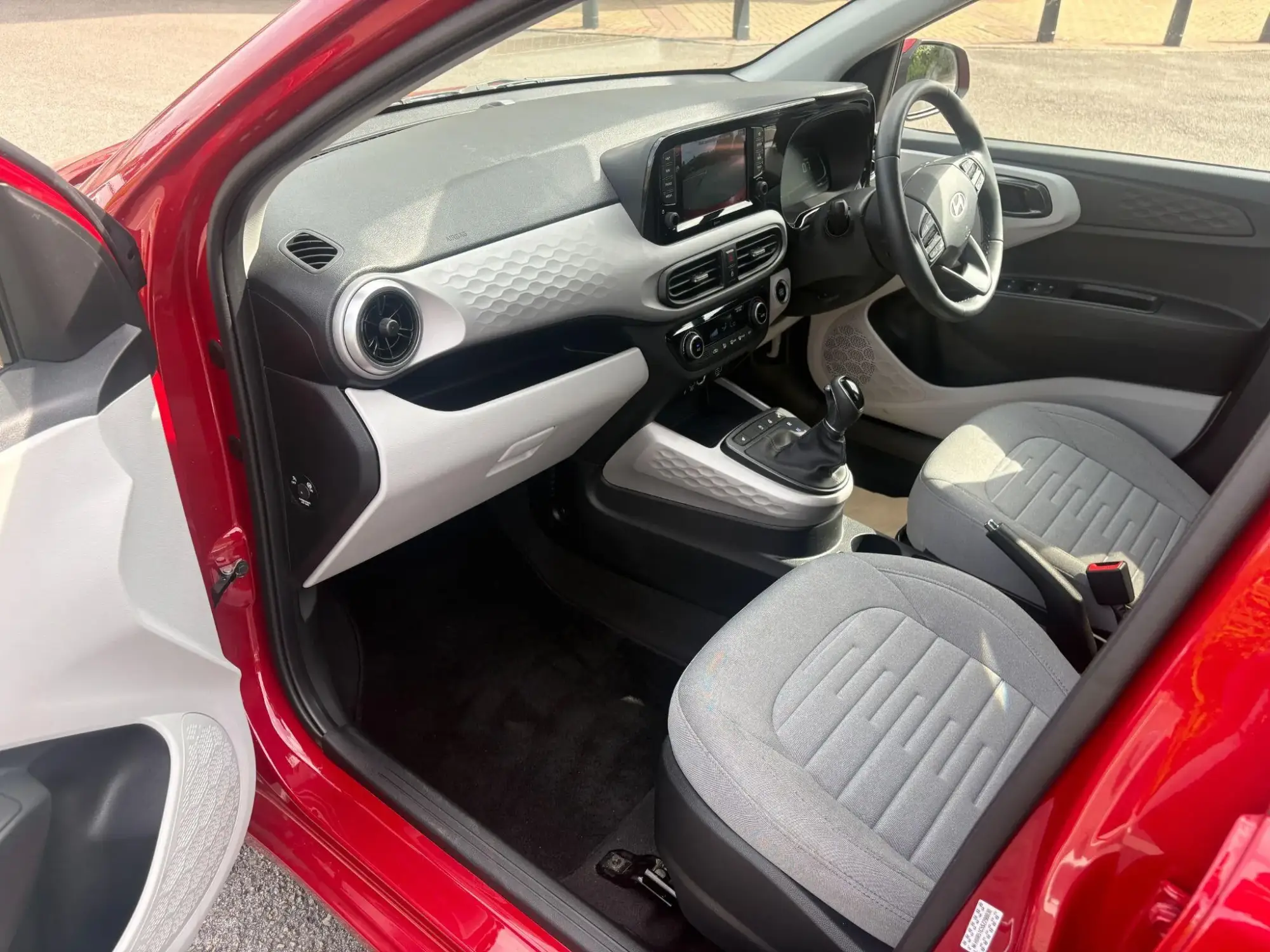 Hyundai i10 Image 13 Hyundai i10 Image 13