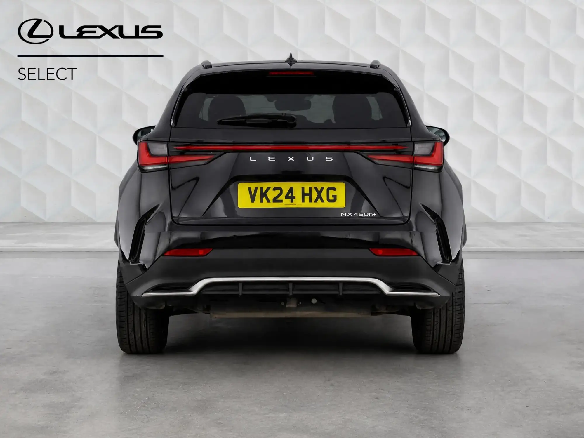 Lexus NX Self-Charging Hybrid Image 4 Lexus NX Self-Charging Hybrid Image 4