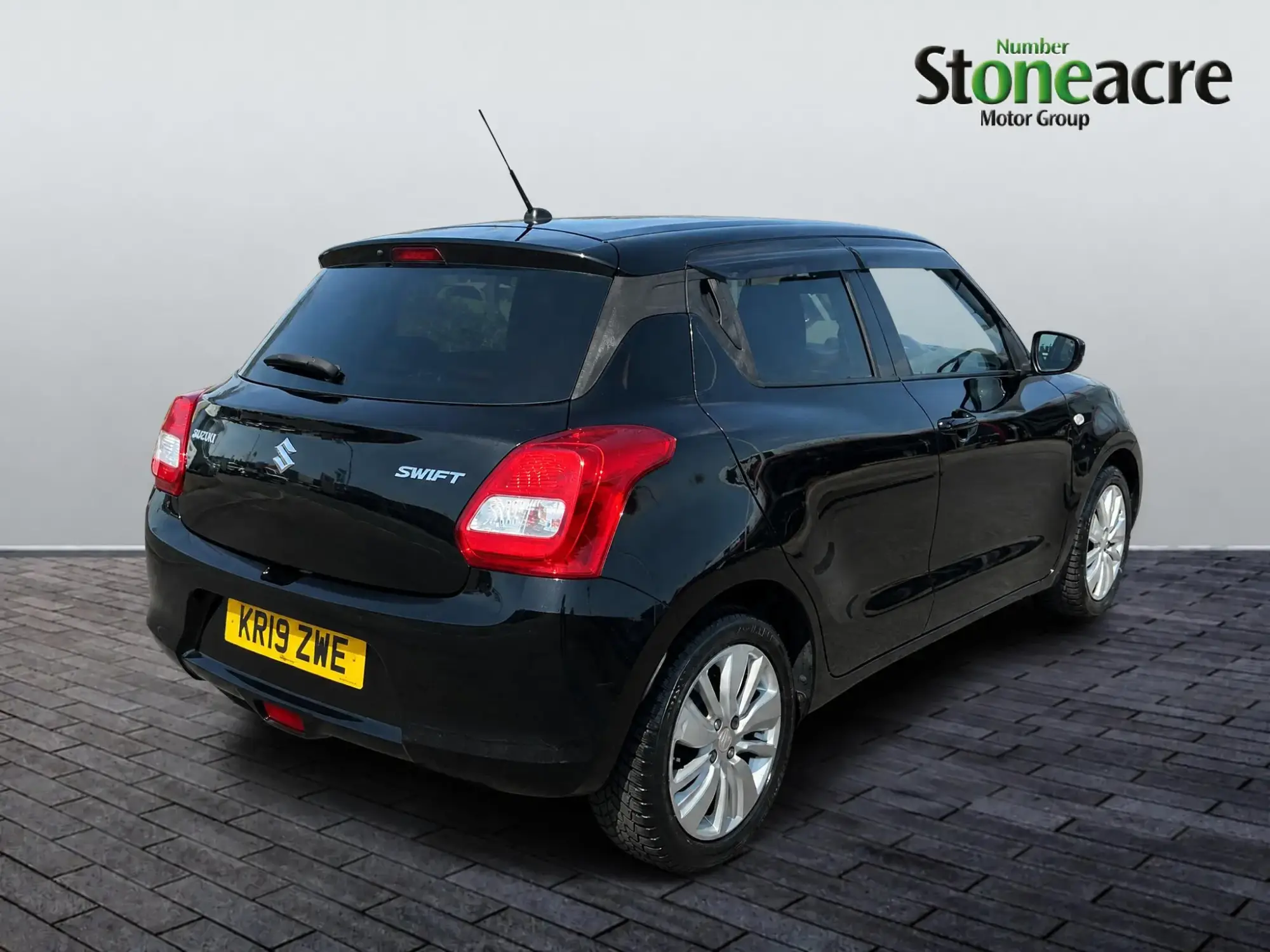 Suzuki Swift Image 3