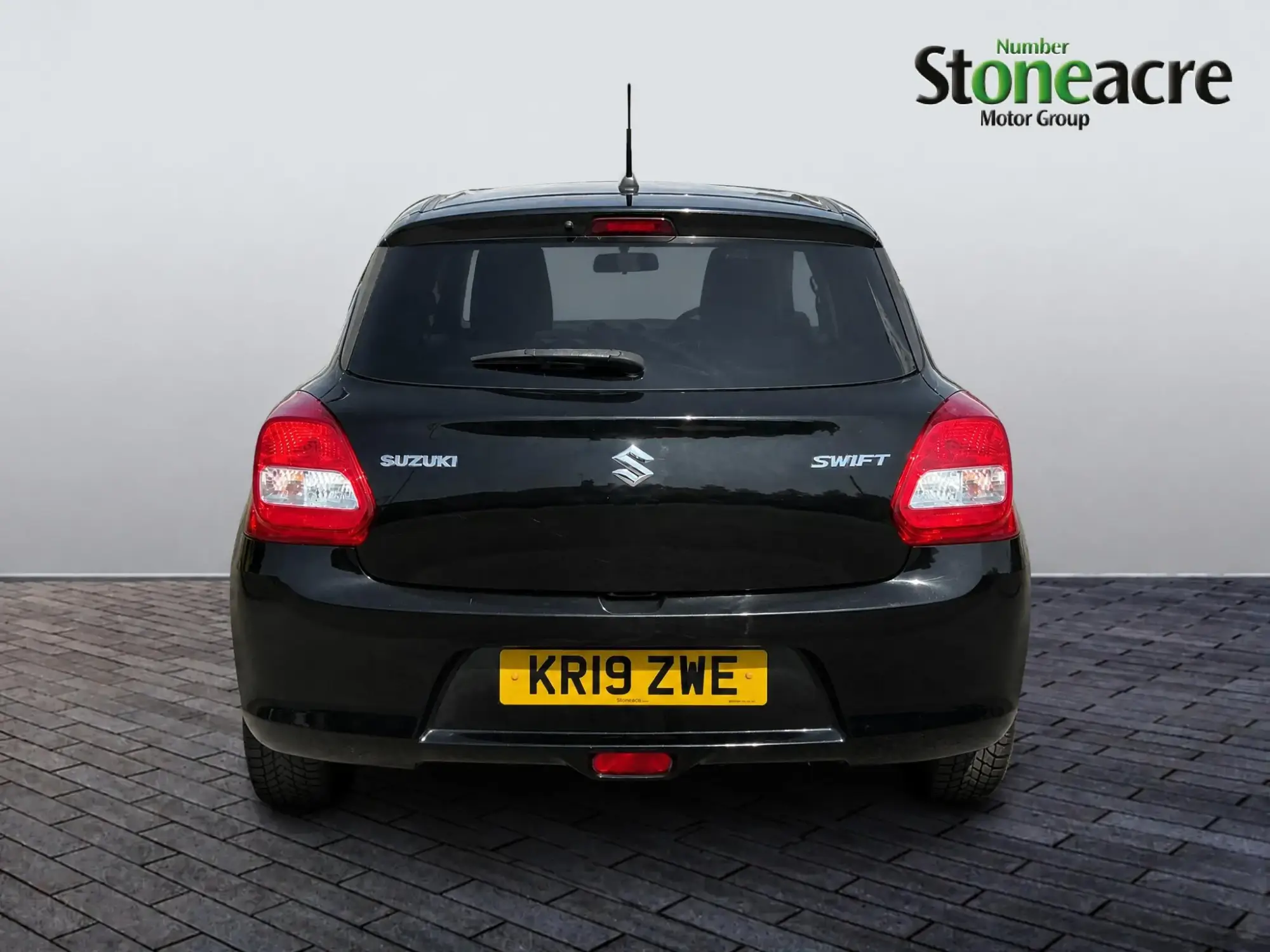 Suzuki Swift Image 4