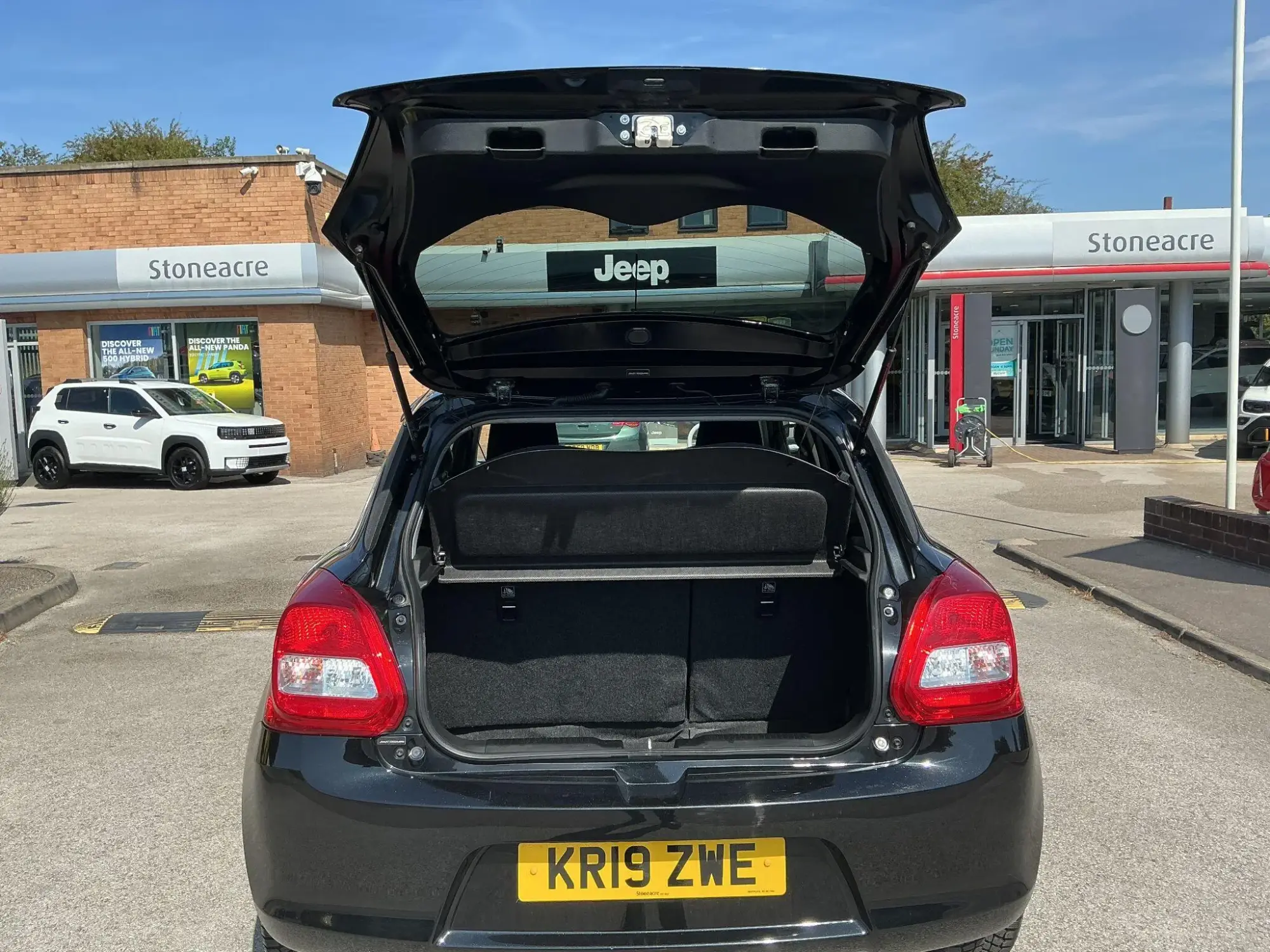 Suzuki Swift Image 5