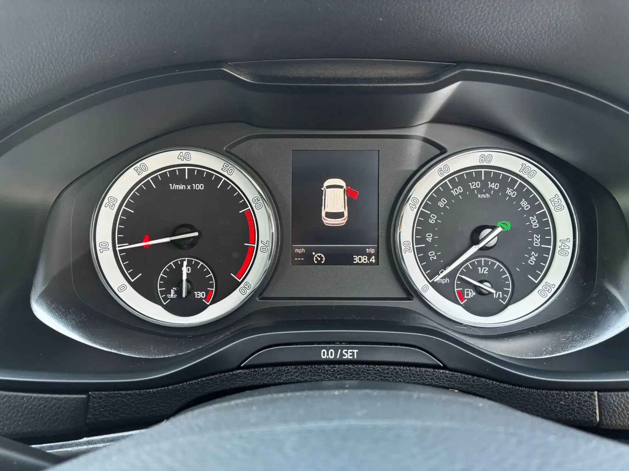Skoda Karoq Image 14 Skoda Karoq Image 14