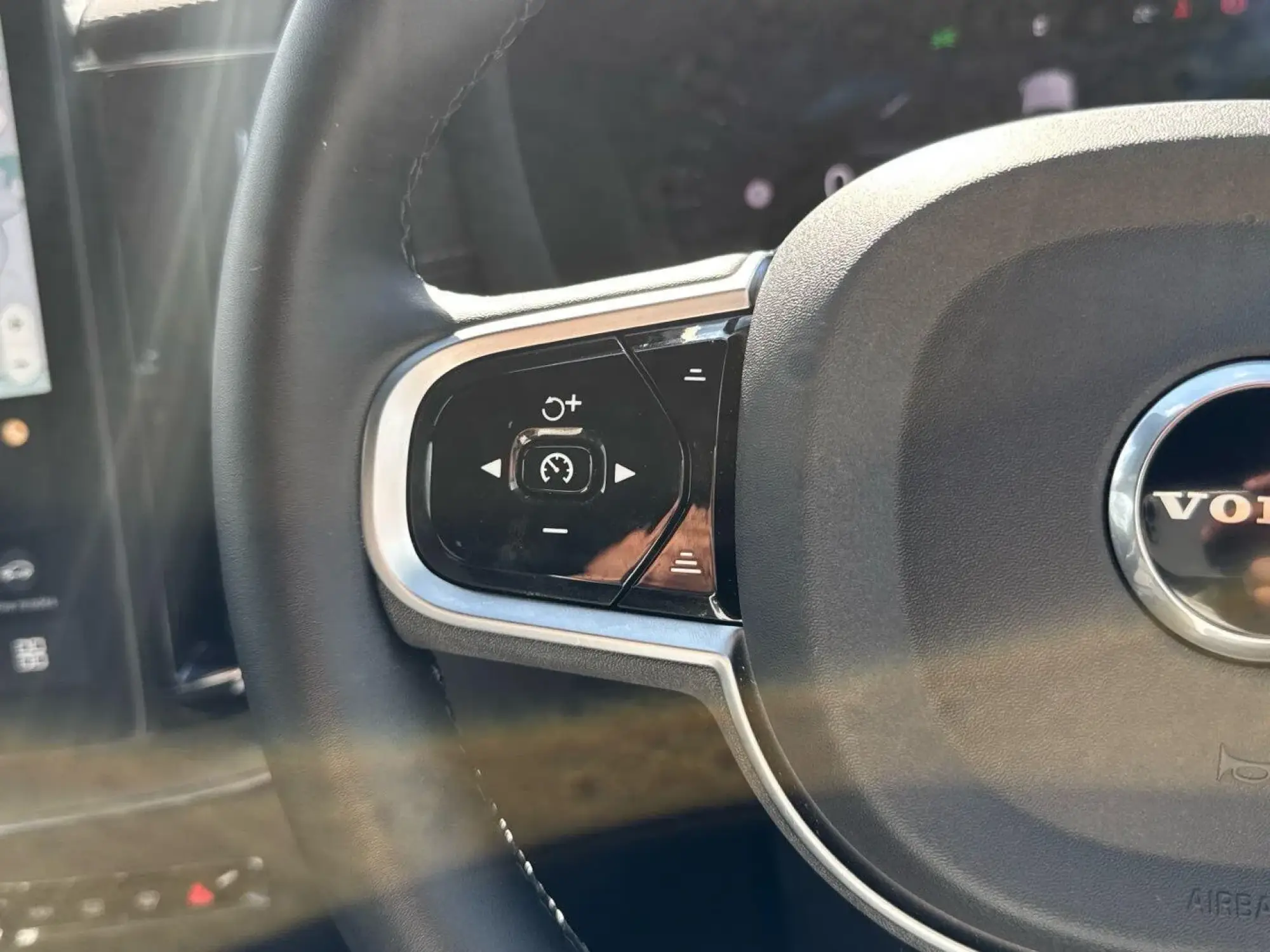 Volvo XC60 Image 14 Volvo XC60 Image 14