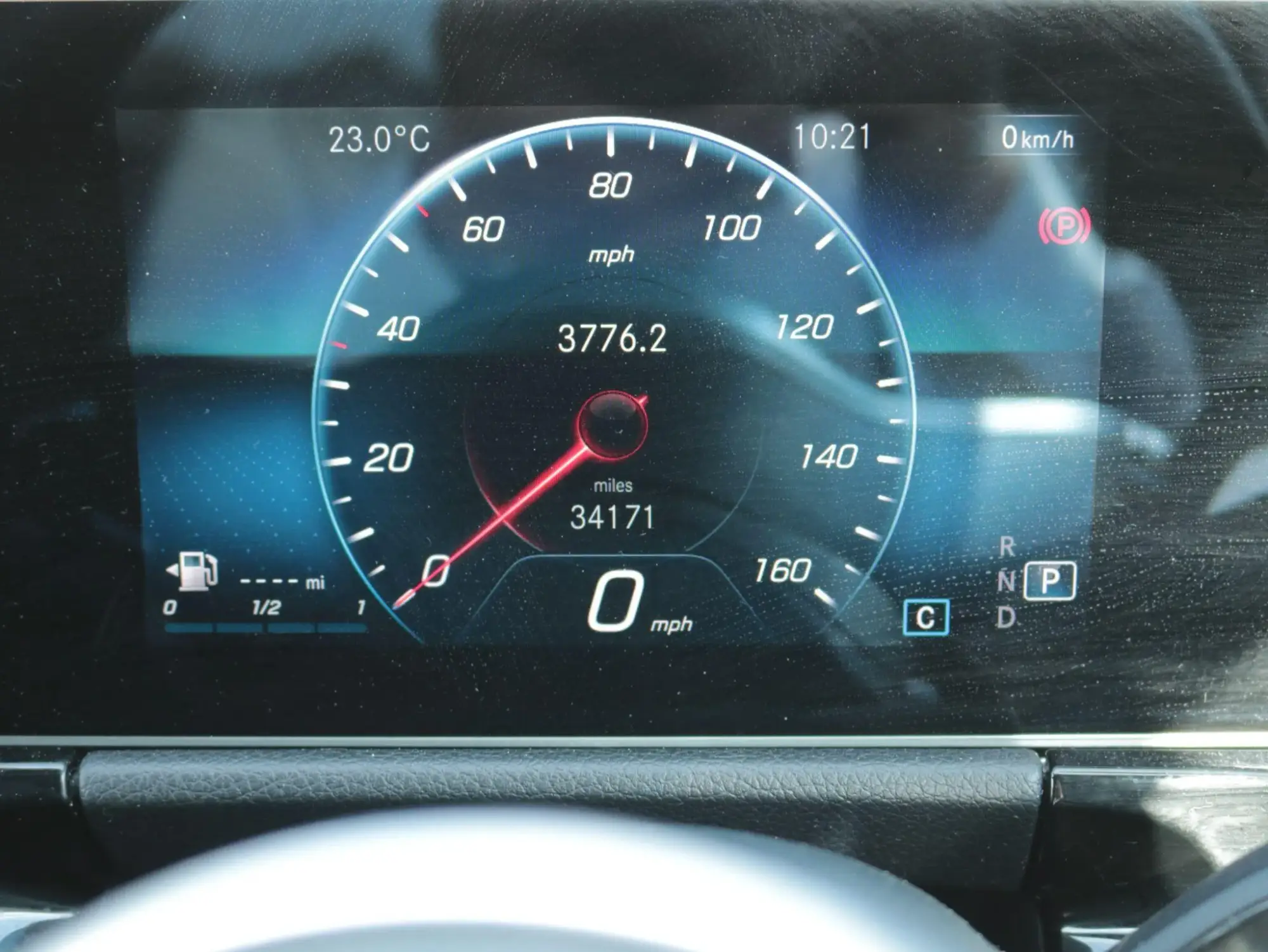 Mercedes-Benz GLA Image 18 Mercedes-Benz GLA Image 18