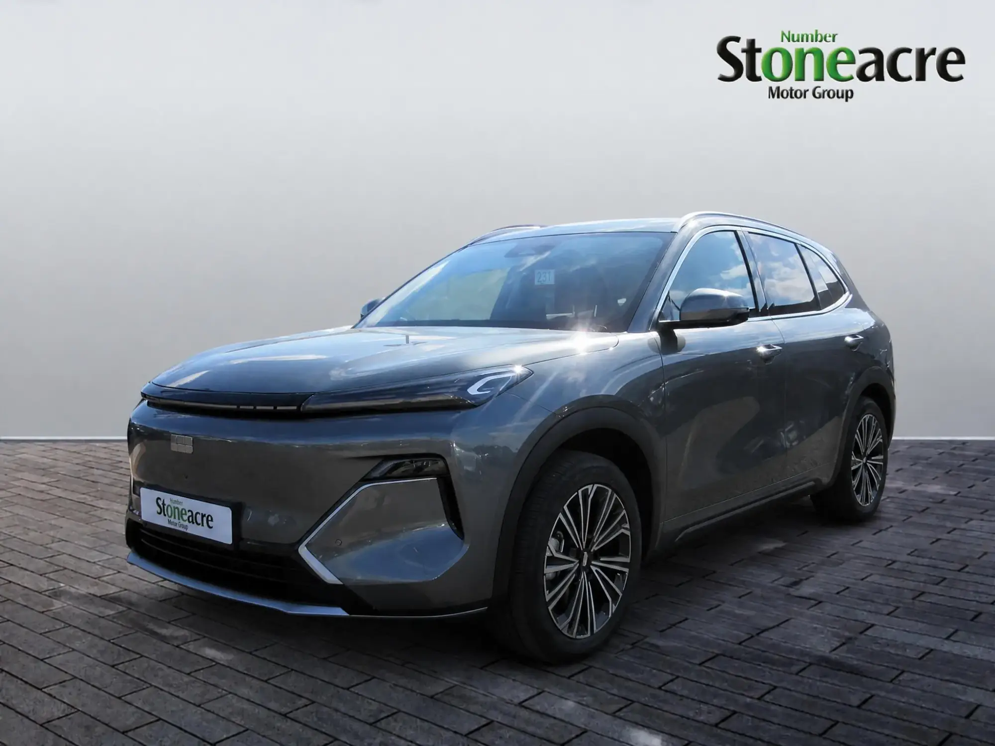 Geely Starray EM-i 1.5 EM-i 18.4kWh Max Auto Euro 6 (s/s) 5dr SA55GHA Image 3 Geely Starray EM-i 1.5 EM-i 18.4kWh Max Auto Euro 6 (s/s) 5dr SA55GHA Image 3