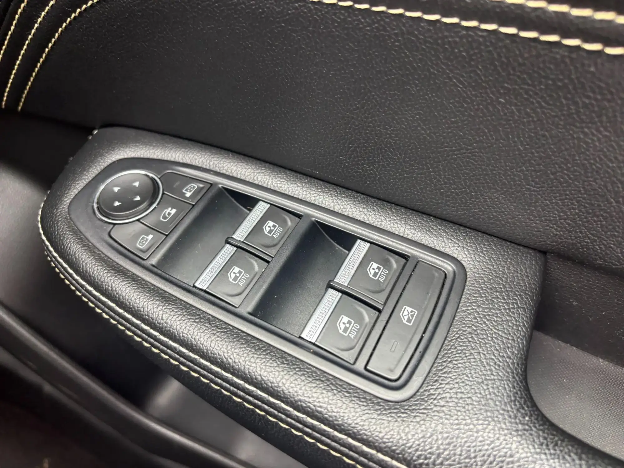 Renault Arkana E-Tech Image 23