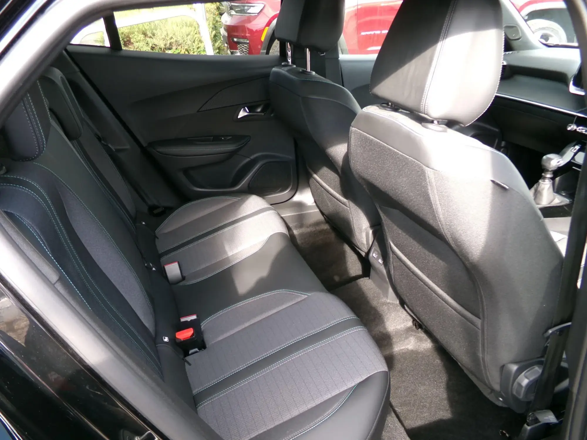 Peugeot 2008 Image 18 Peugeot 2008 Image 18