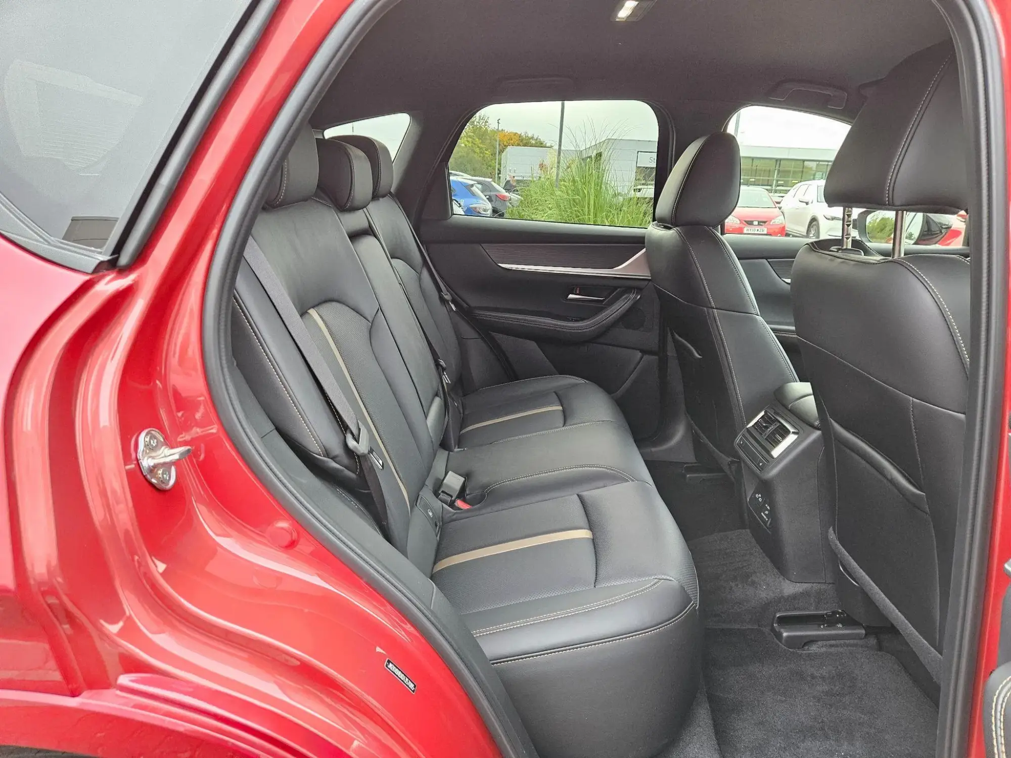 Mazda CX-60 PHEV Image 11 Mazda CX-60 PHEV Image 11