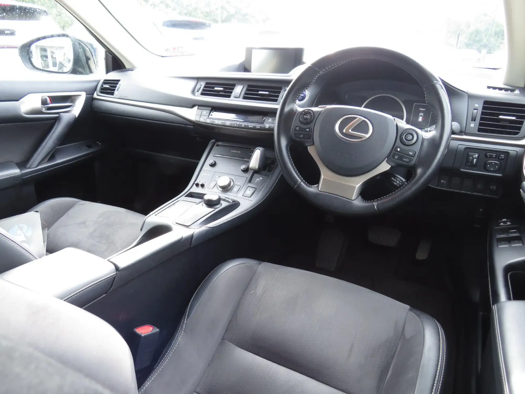 Lexus CT Image 11 Lexus CT Image 11