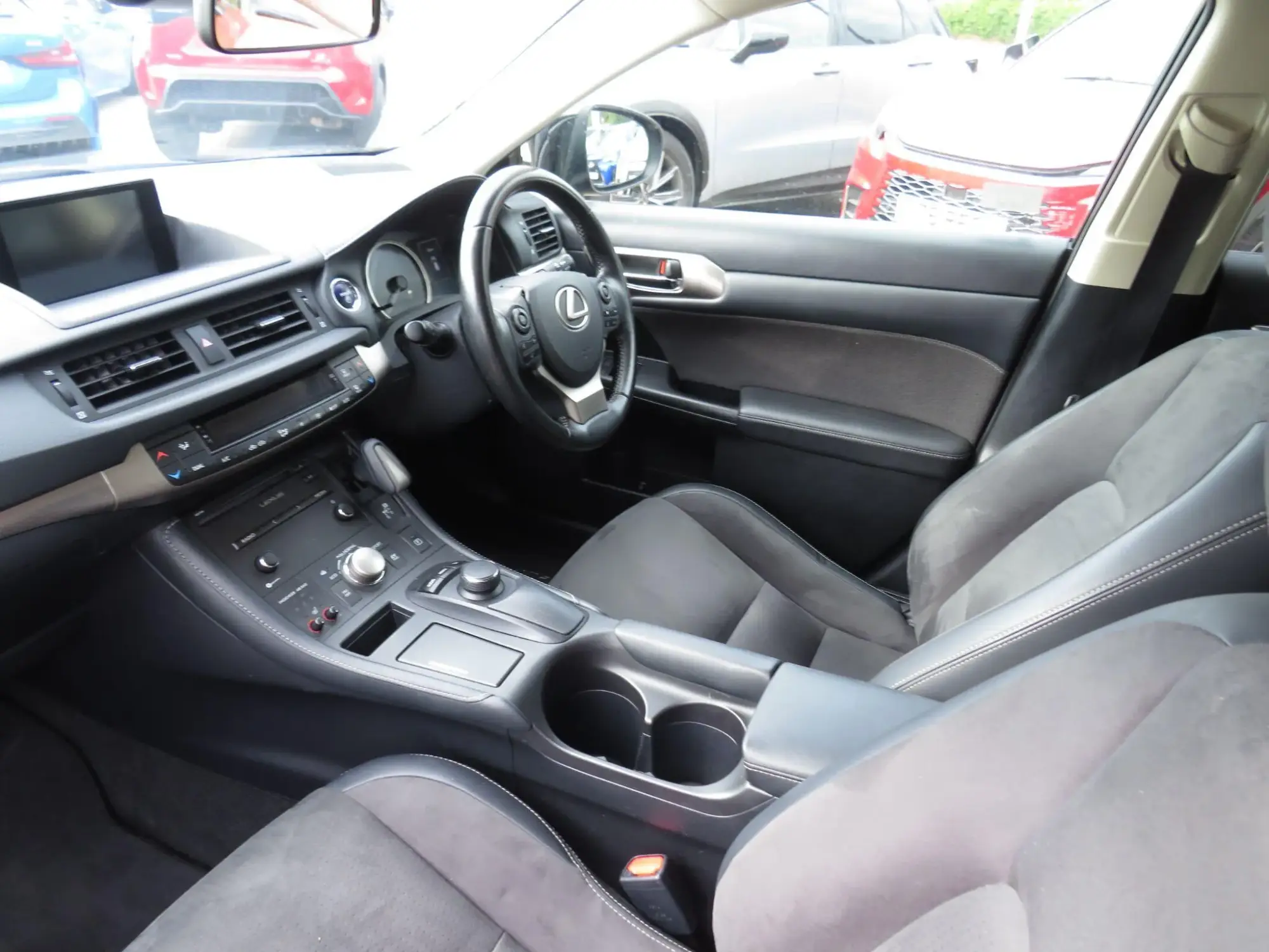 Lexus CT Image 12 Lexus CT Image 12