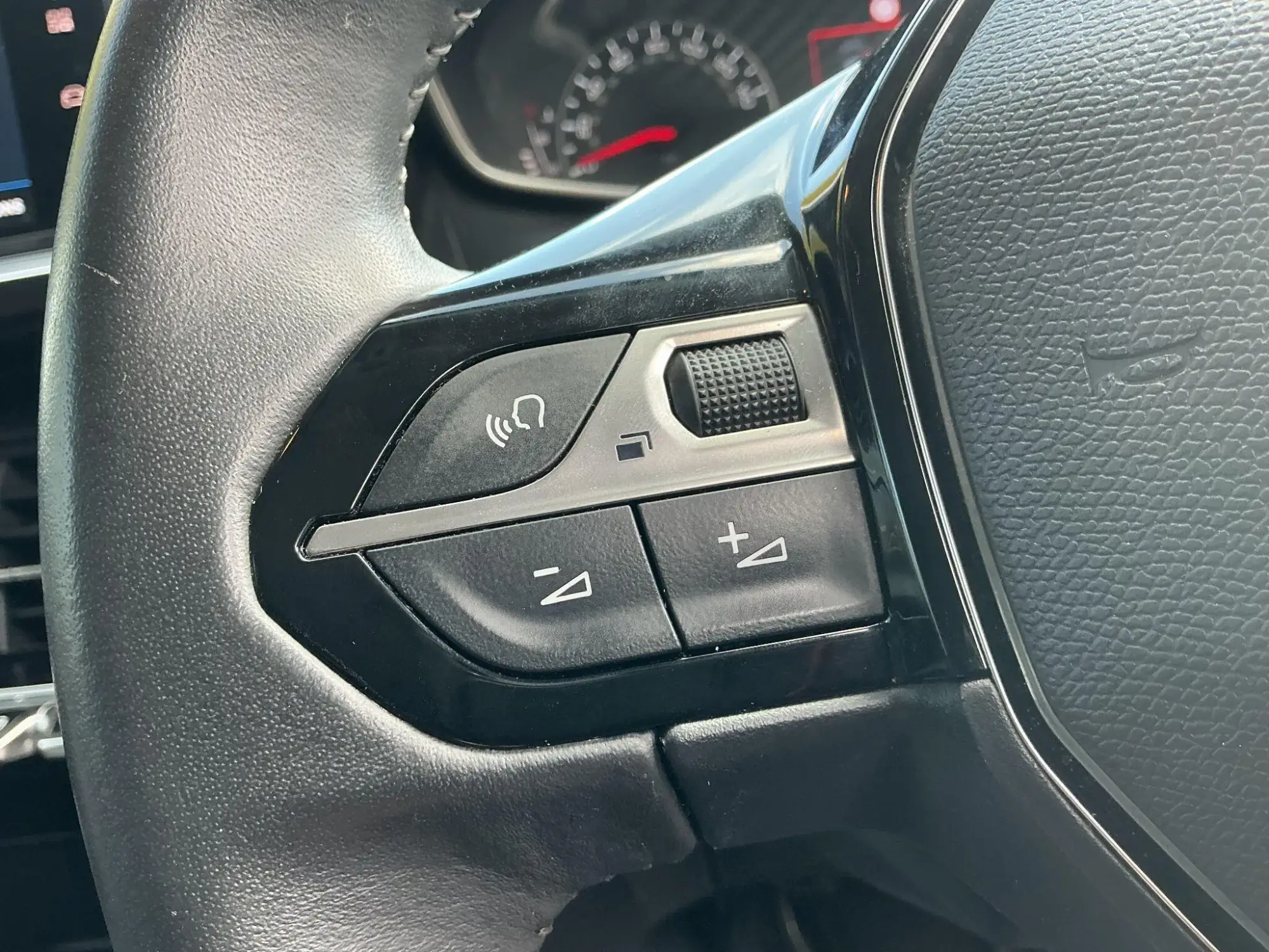 Peugeot 2008 Image 16