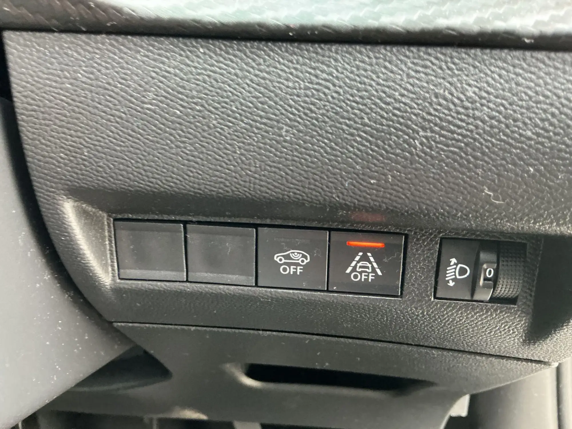Peugeot 2008 Image 17