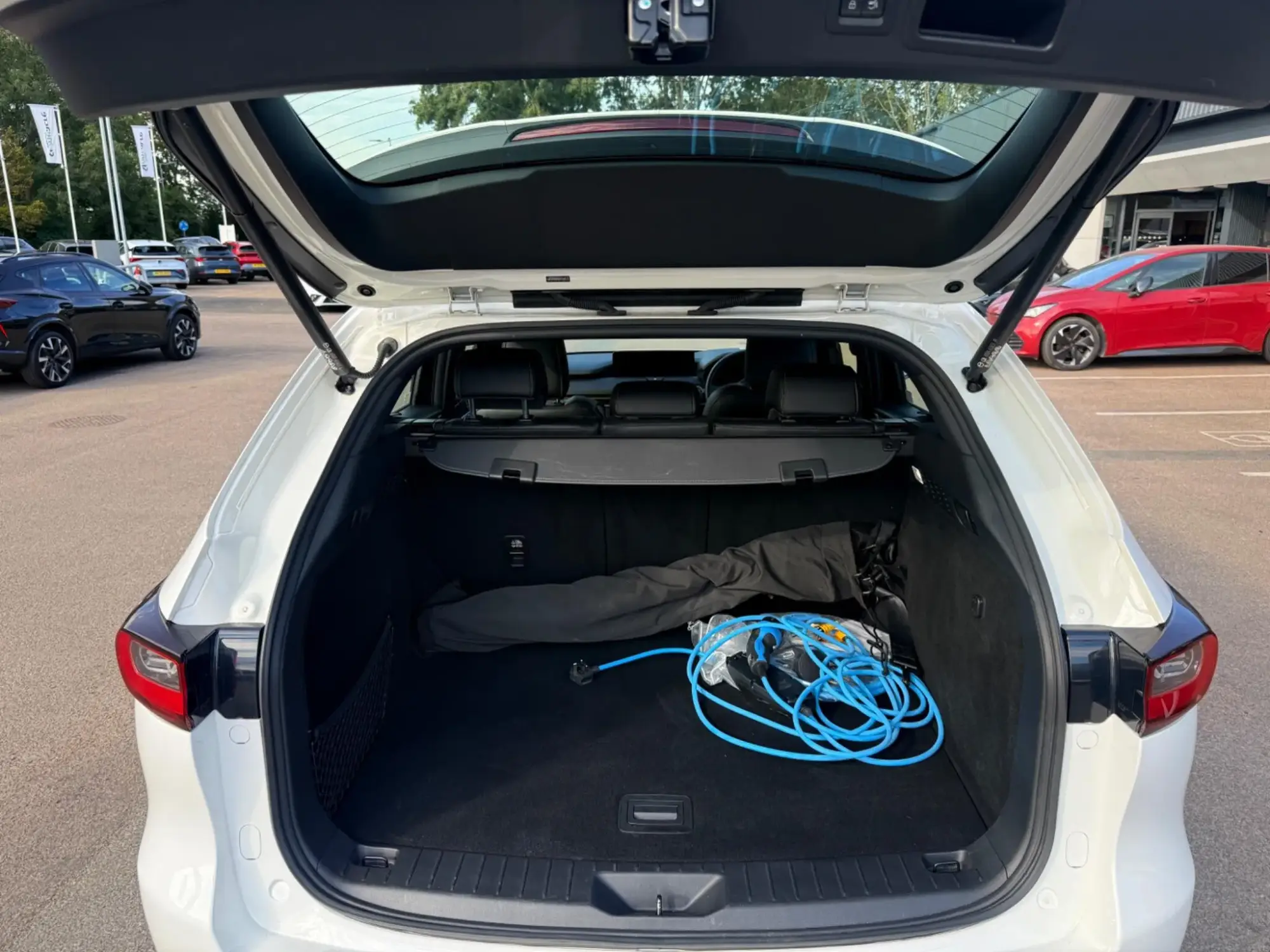 Mazda CX-60 PHEV Image 9 Mazda CX-60 PHEV Image 9