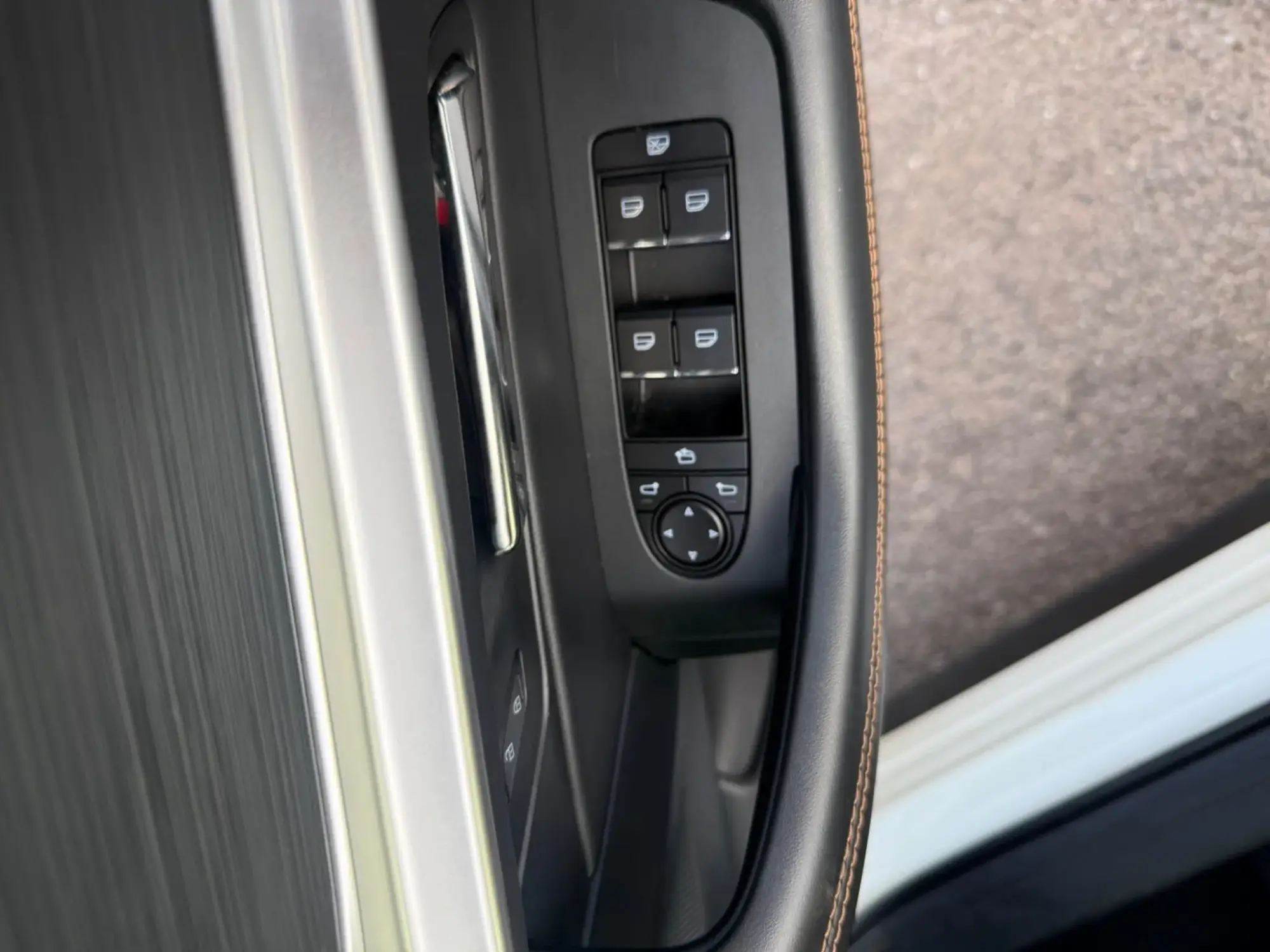 Mazda CX-60 PHEV Image 18 Mazda CX-60 PHEV Image 18