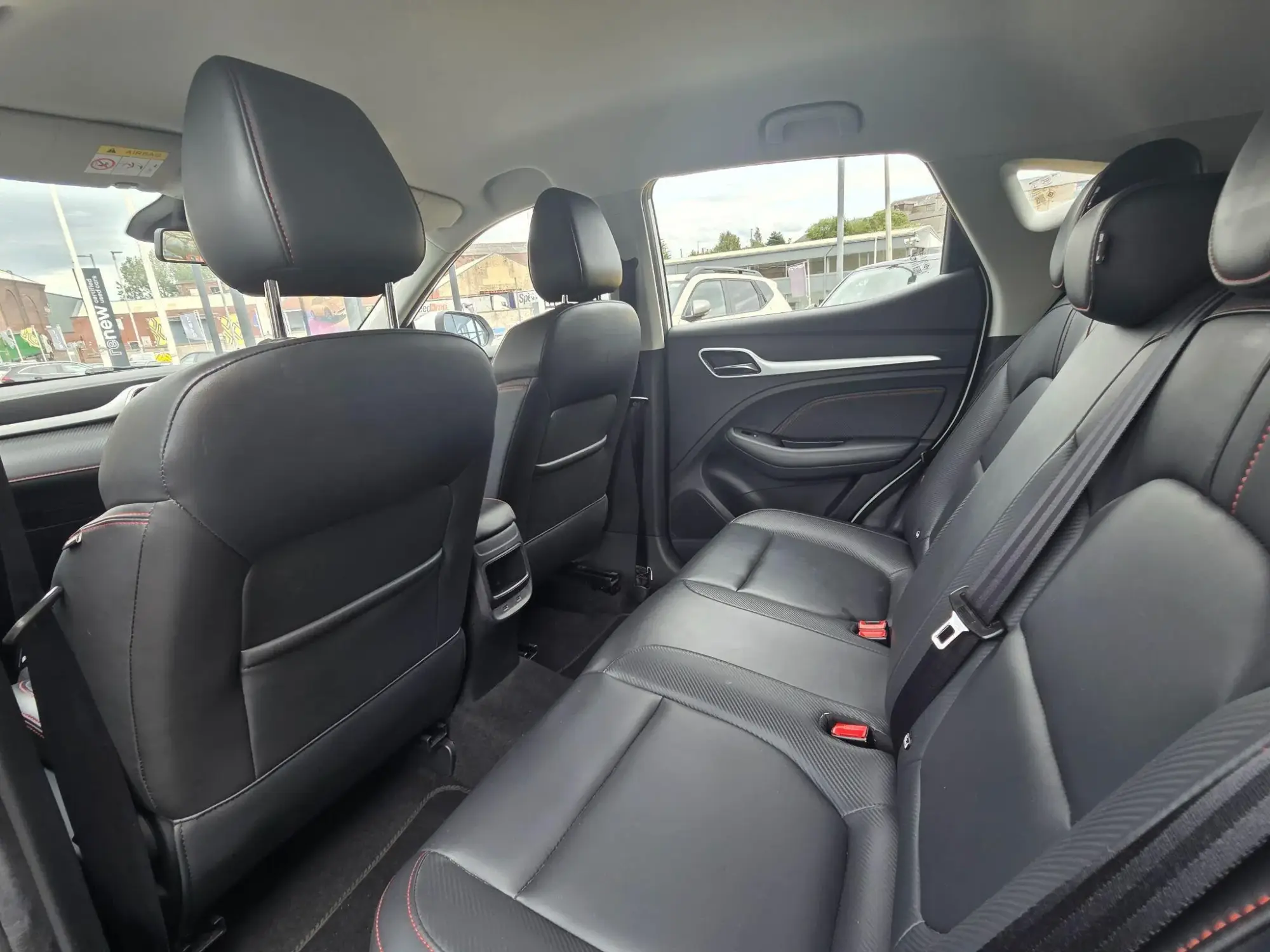MG ZS Image 18