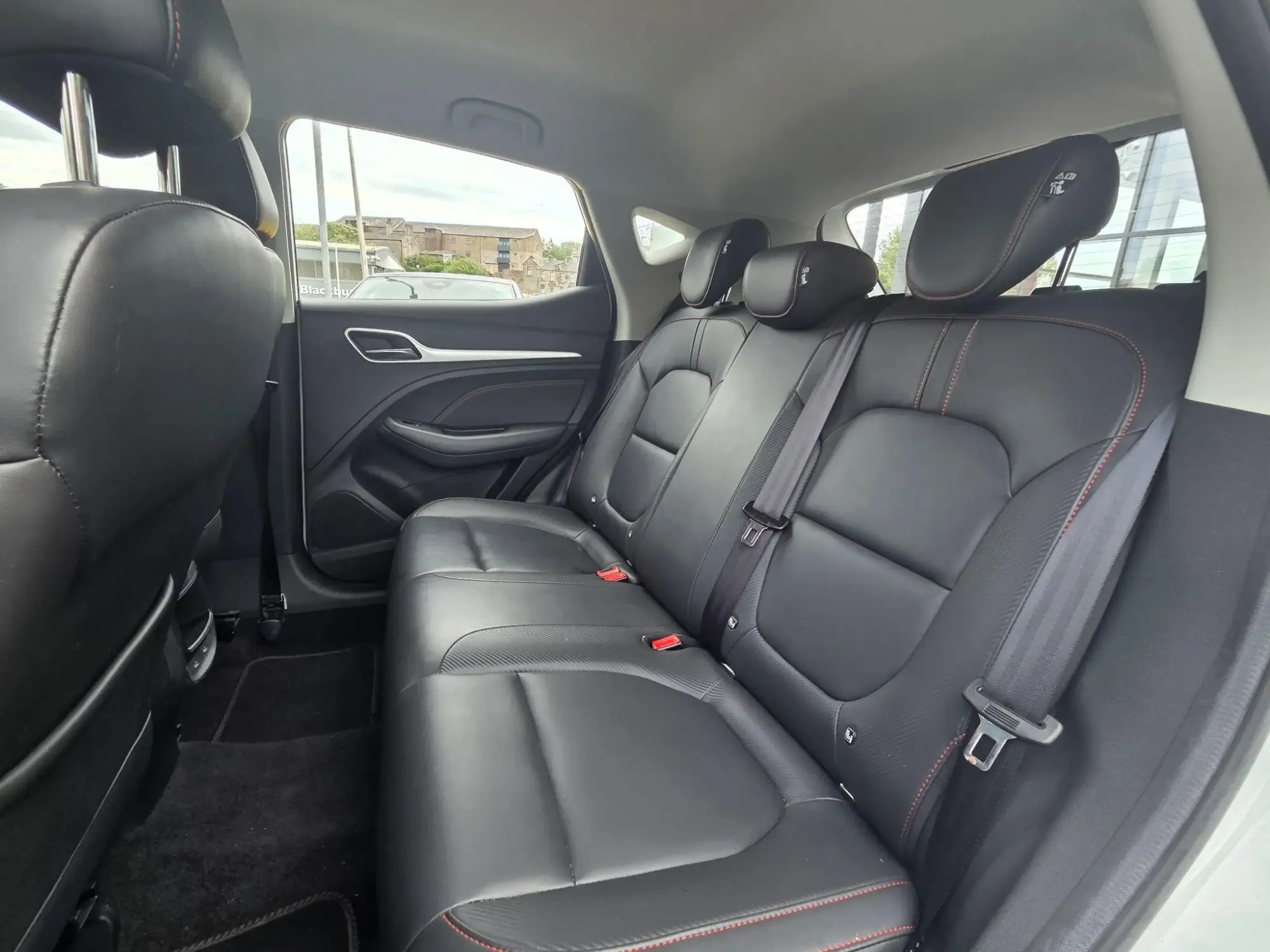 MG ZS Image 19