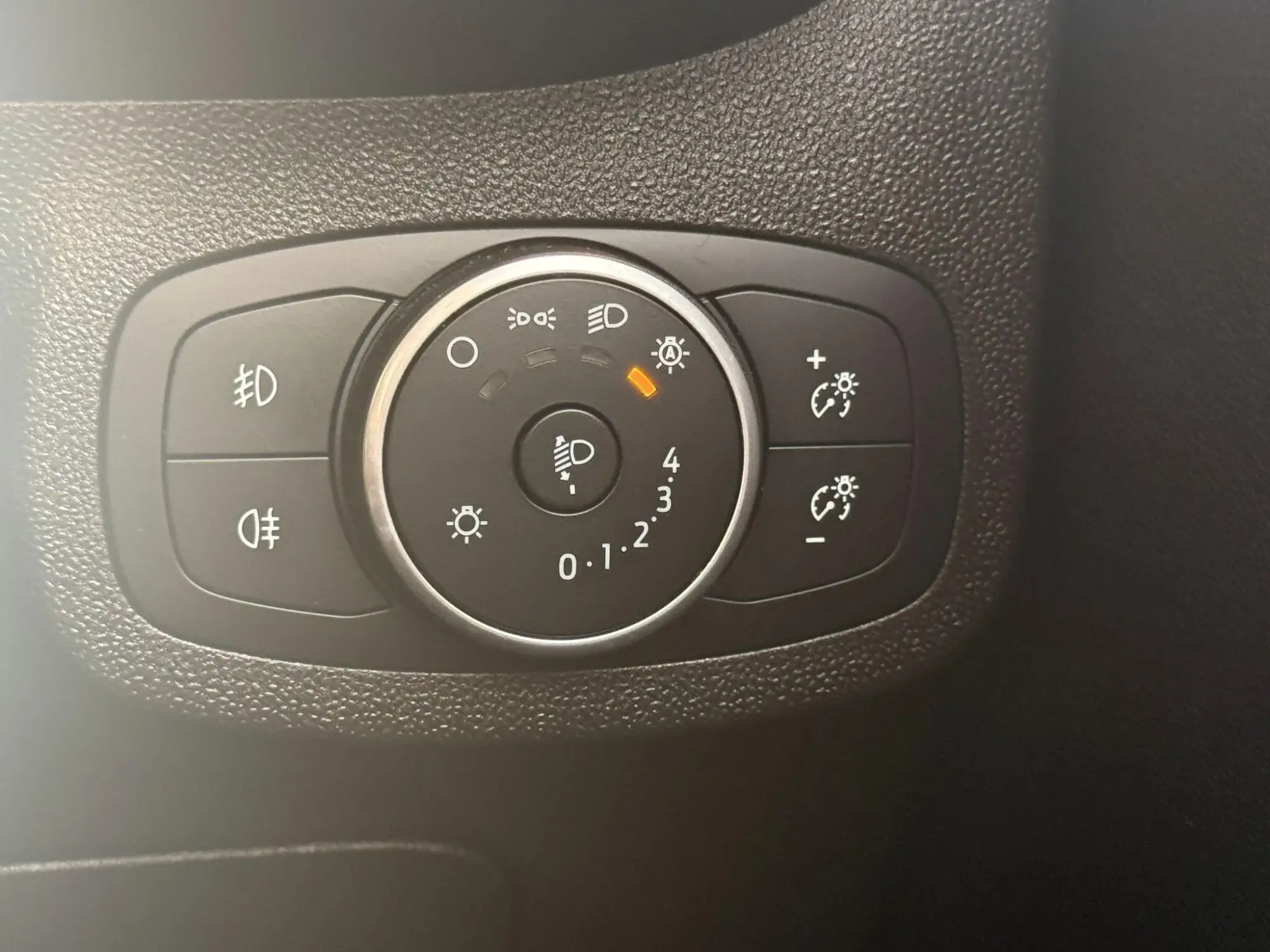 Ford Fiesta Image 15 Ford Fiesta Image 15