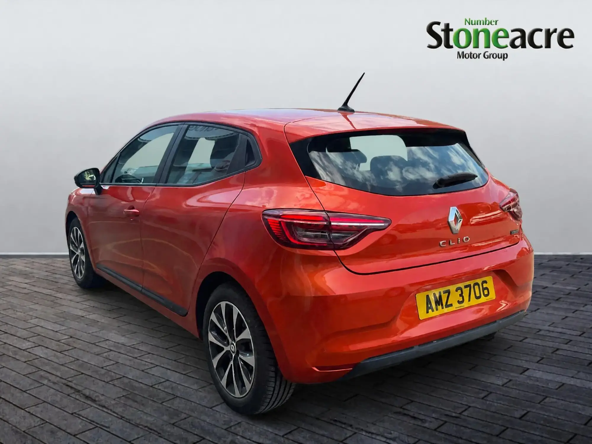 Renault Clio E-Tech Image 4