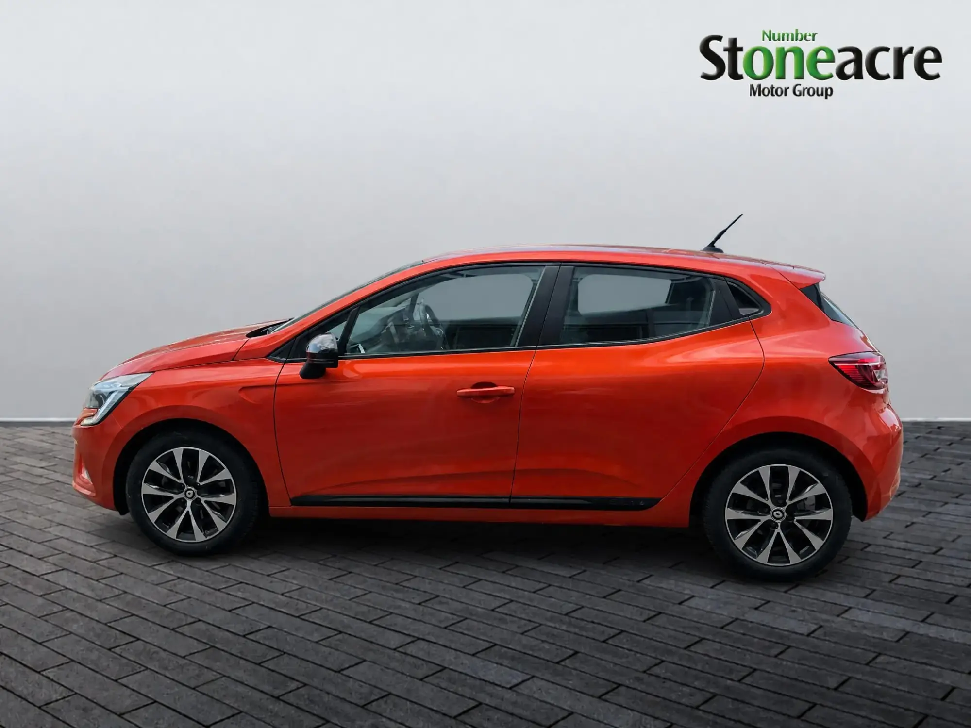 Renault Clio E-Tech Image 5
