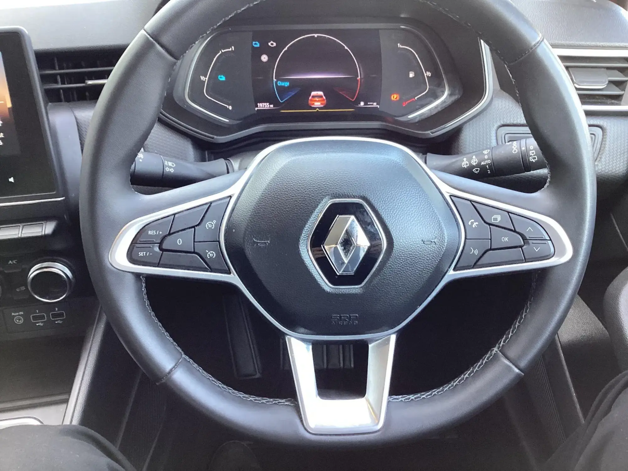 Renault Clio E-Tech Image 15