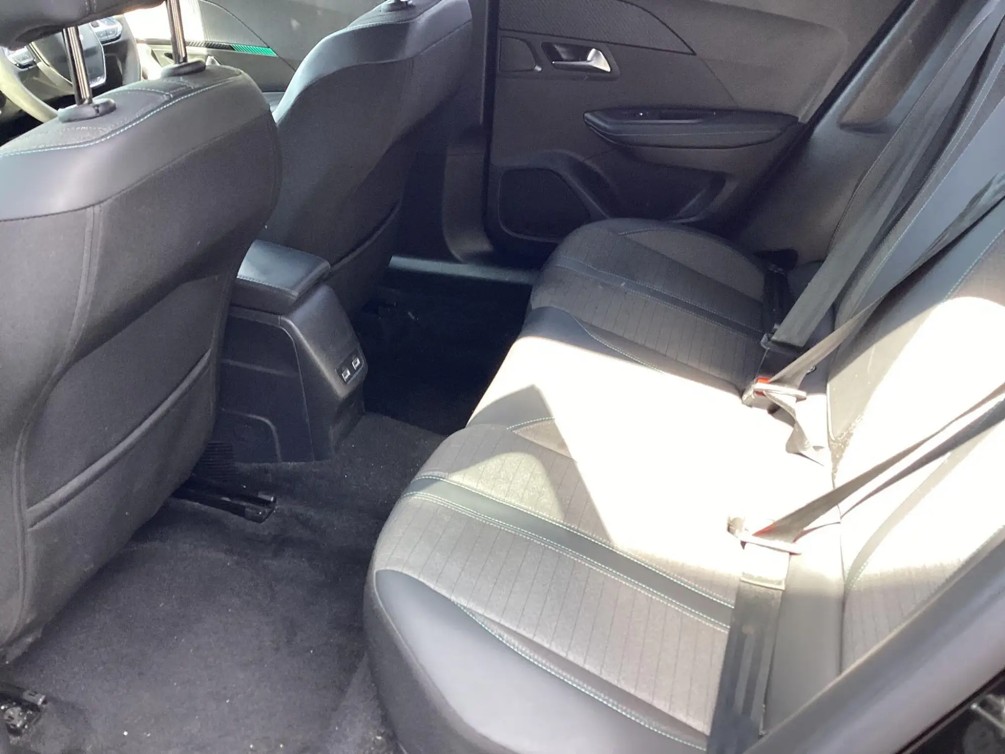 Peugeot 2008 Image 13