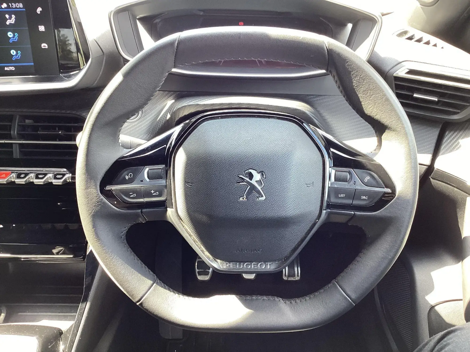Peugeot 2008 Image 14
