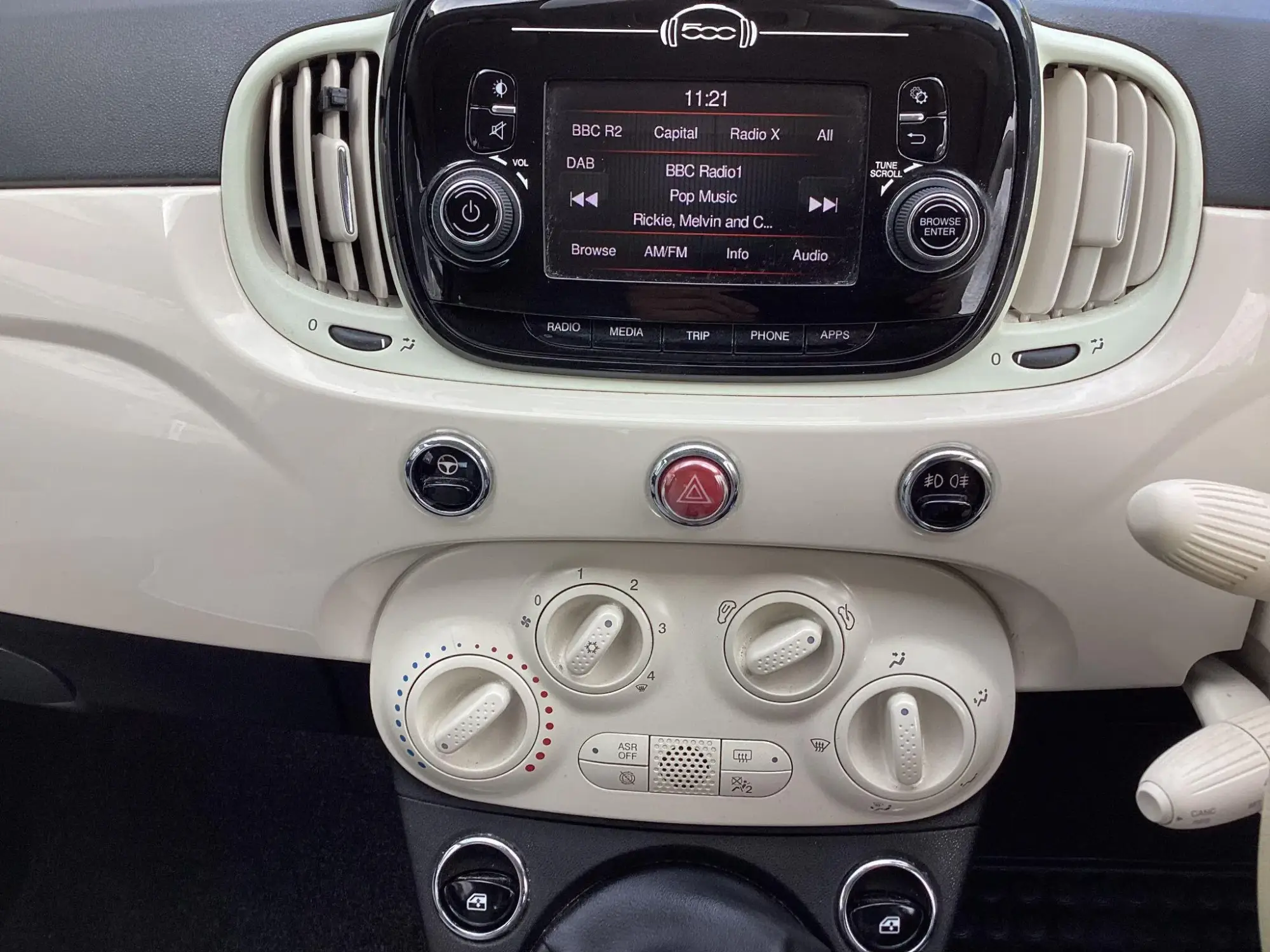 Fiat 500c Image 18 Fiat 500c Image 18