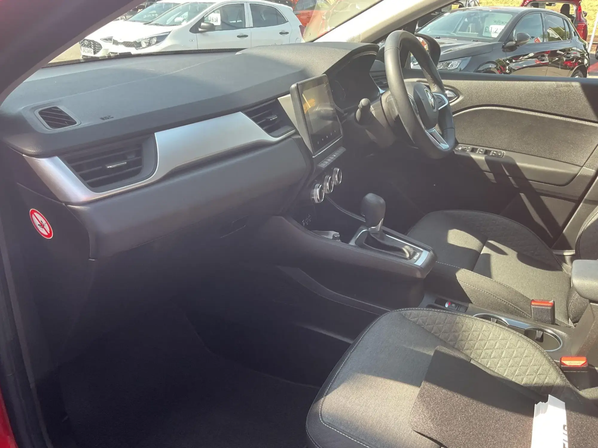 Renault Captur E-Tech Image 20 Renault Captur E-Tech Image 20