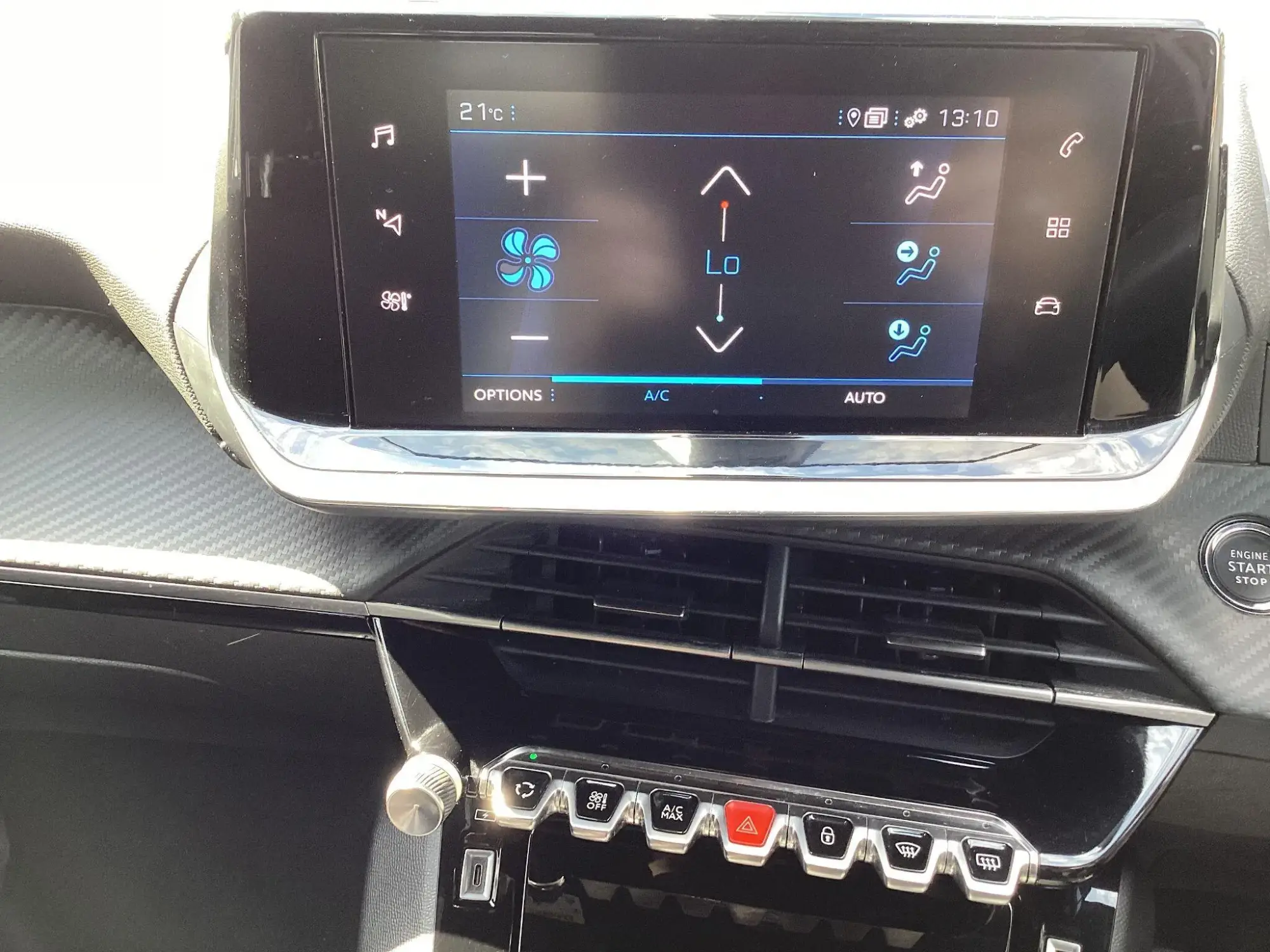Peugeot 2008 Image 19
